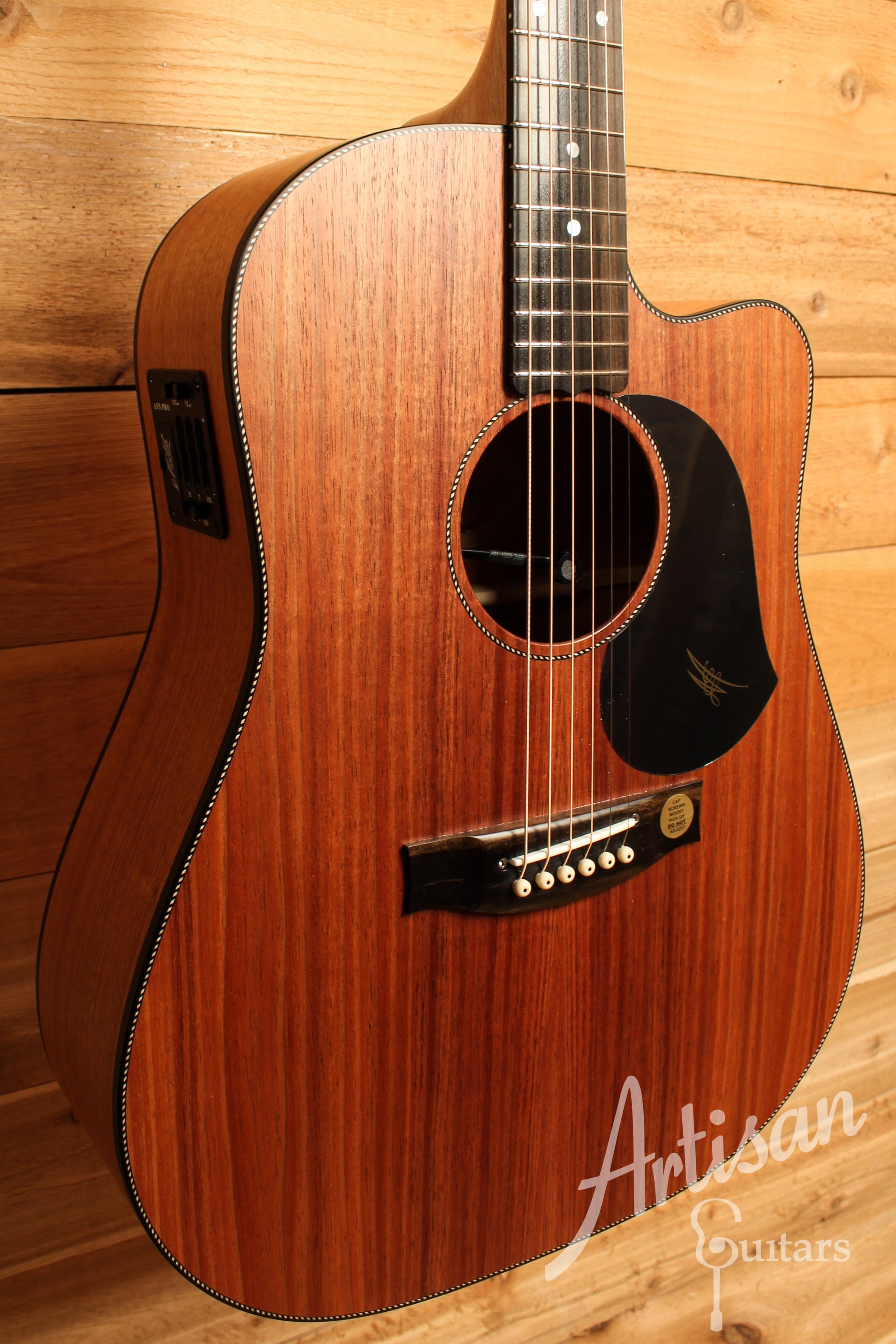 Maton EBW70C Blackwood Dreadnought w/ AP5 Pro ID-12463 - Artisan Guitars