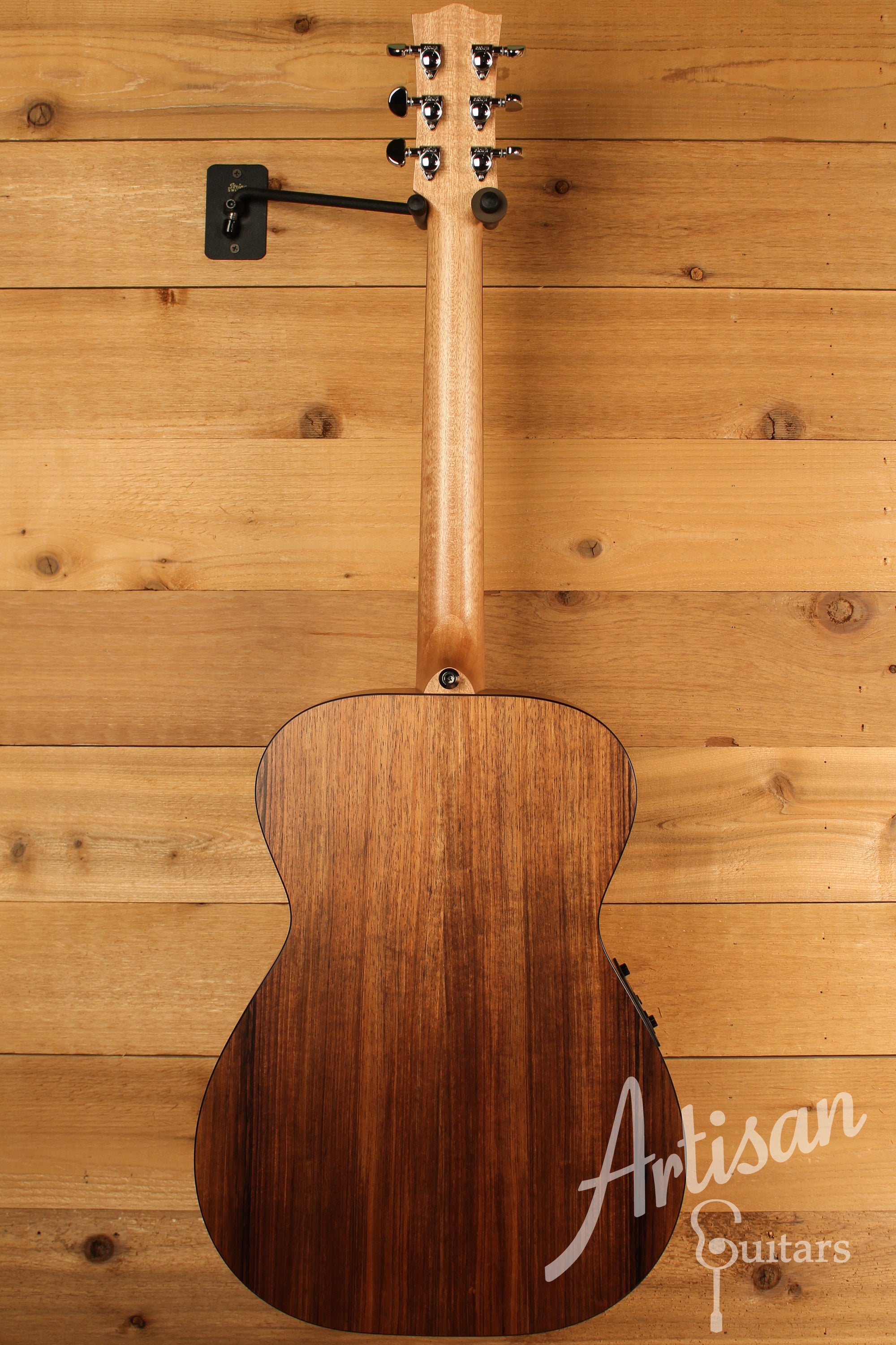 Maton SRS808 Guitar Western Red Cedar and Solid Blackwood ID-12465 - Artisan Guitars