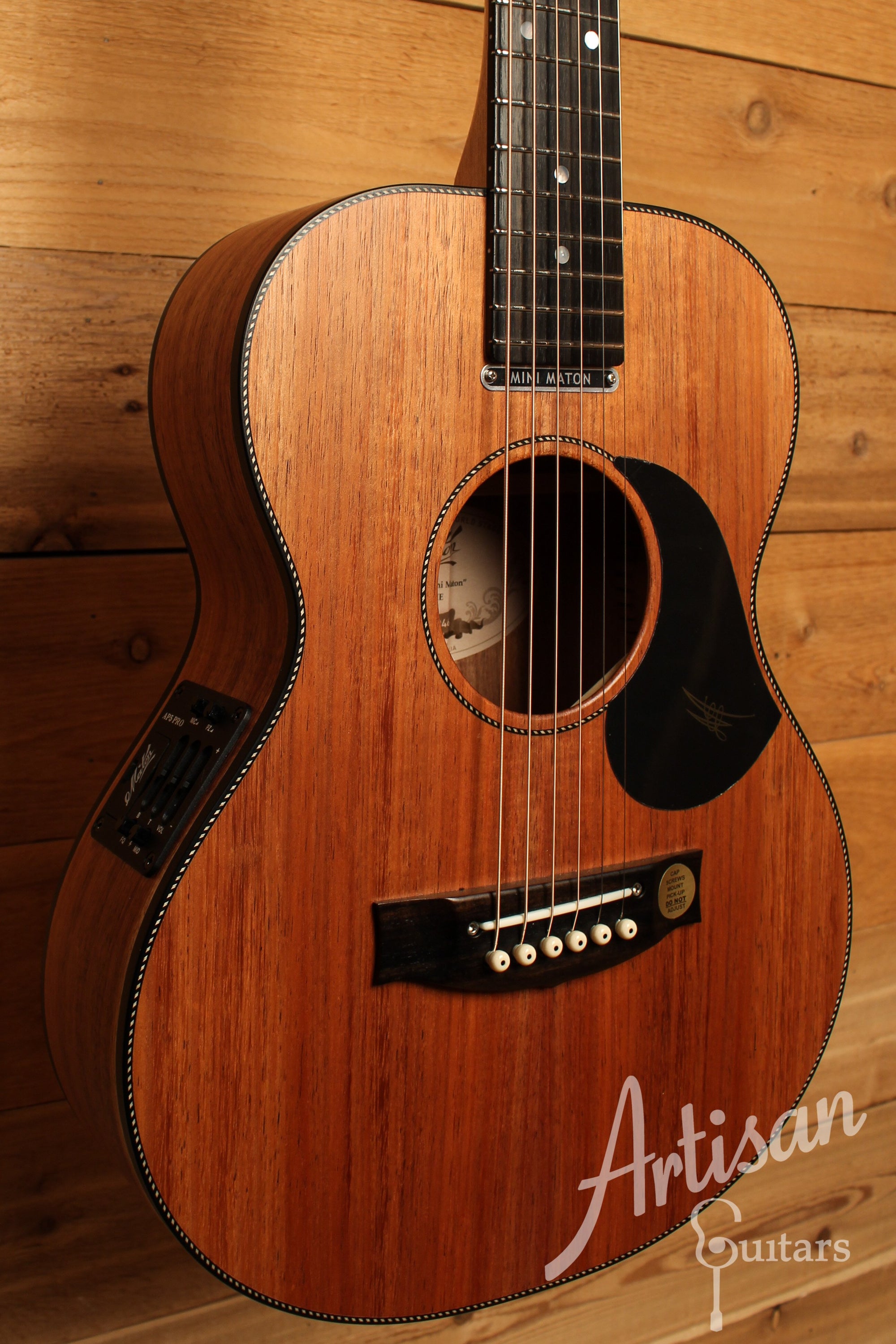 Maton EMBW6 Mini Guitar w/ Blackwood Top, Back & Sides and AP5 Pro Pickup System ID-12466 - Artisan Guitars