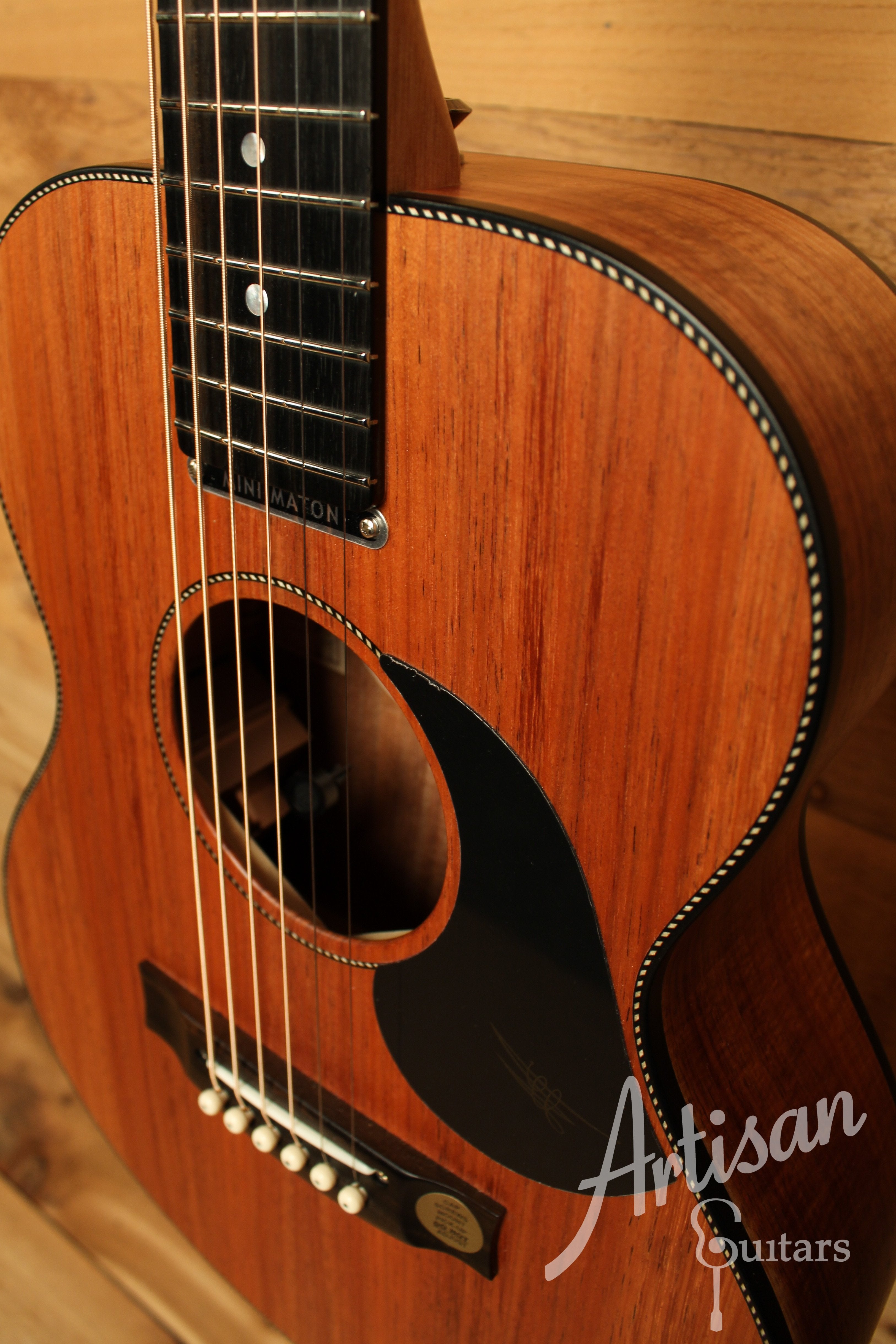 Maton EMBW6 Mini Guitar w/ Blackwood Top, Back & Sides and AP5 Pro Pickup System ID-12466 - Artisan Guitars