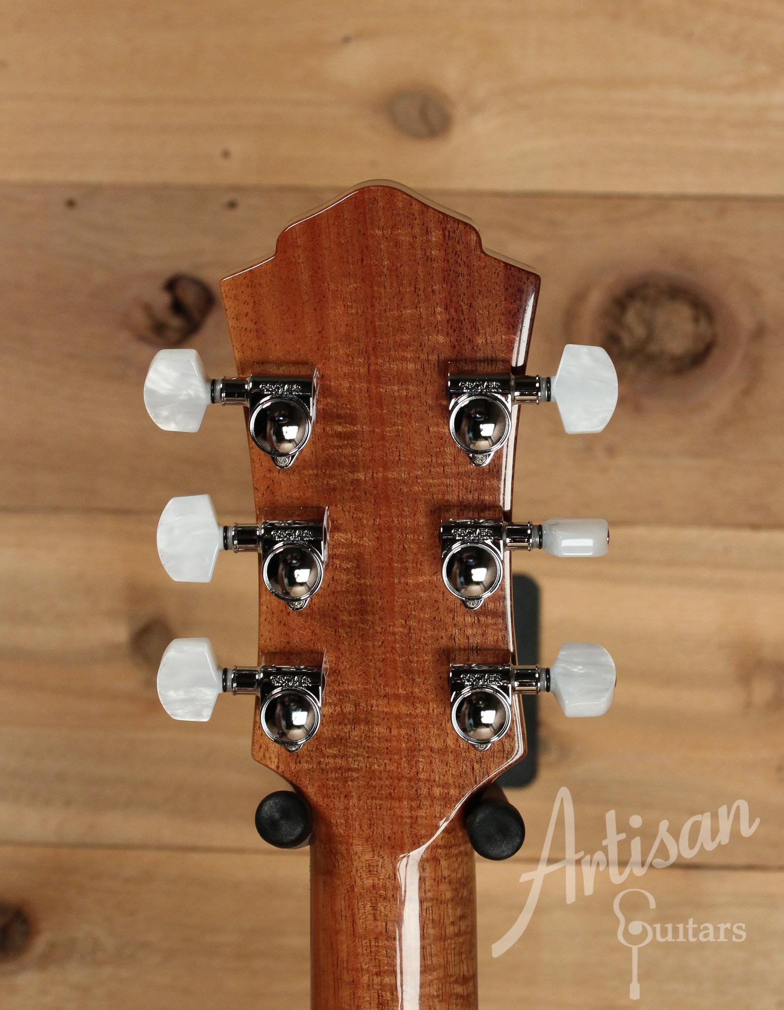 Maton Custom Shop 808 Debonair with Torrefied Spruce and Blackwood ID-10014 - Artisan Guitars