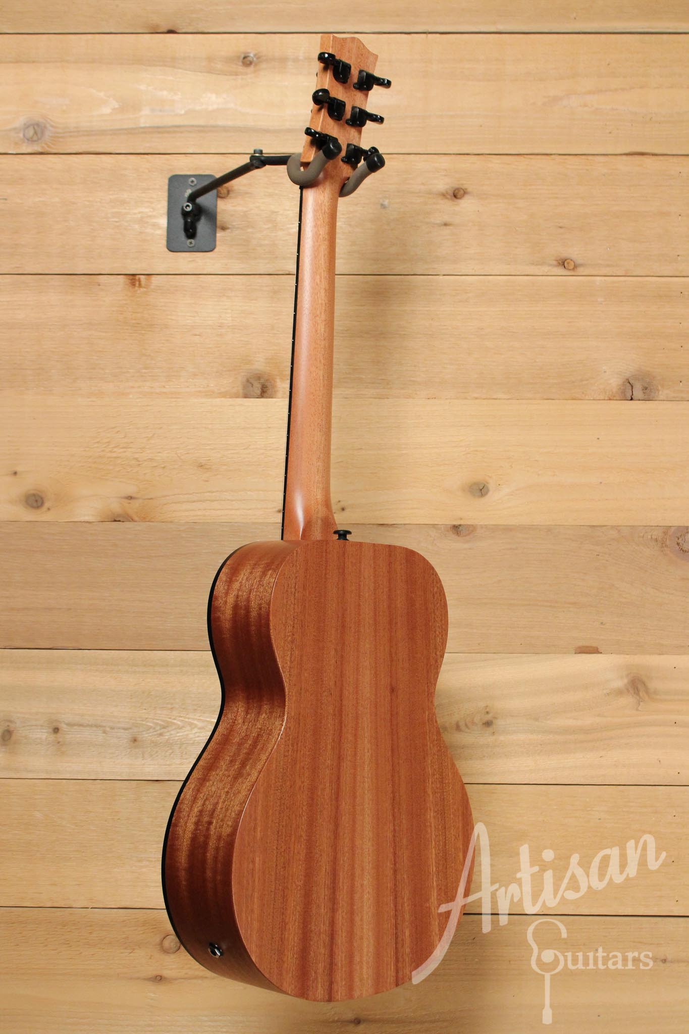 Maton EMM 6 Mini Maton Guitar All Mahogany   ID-10018 - Artisan Guitars