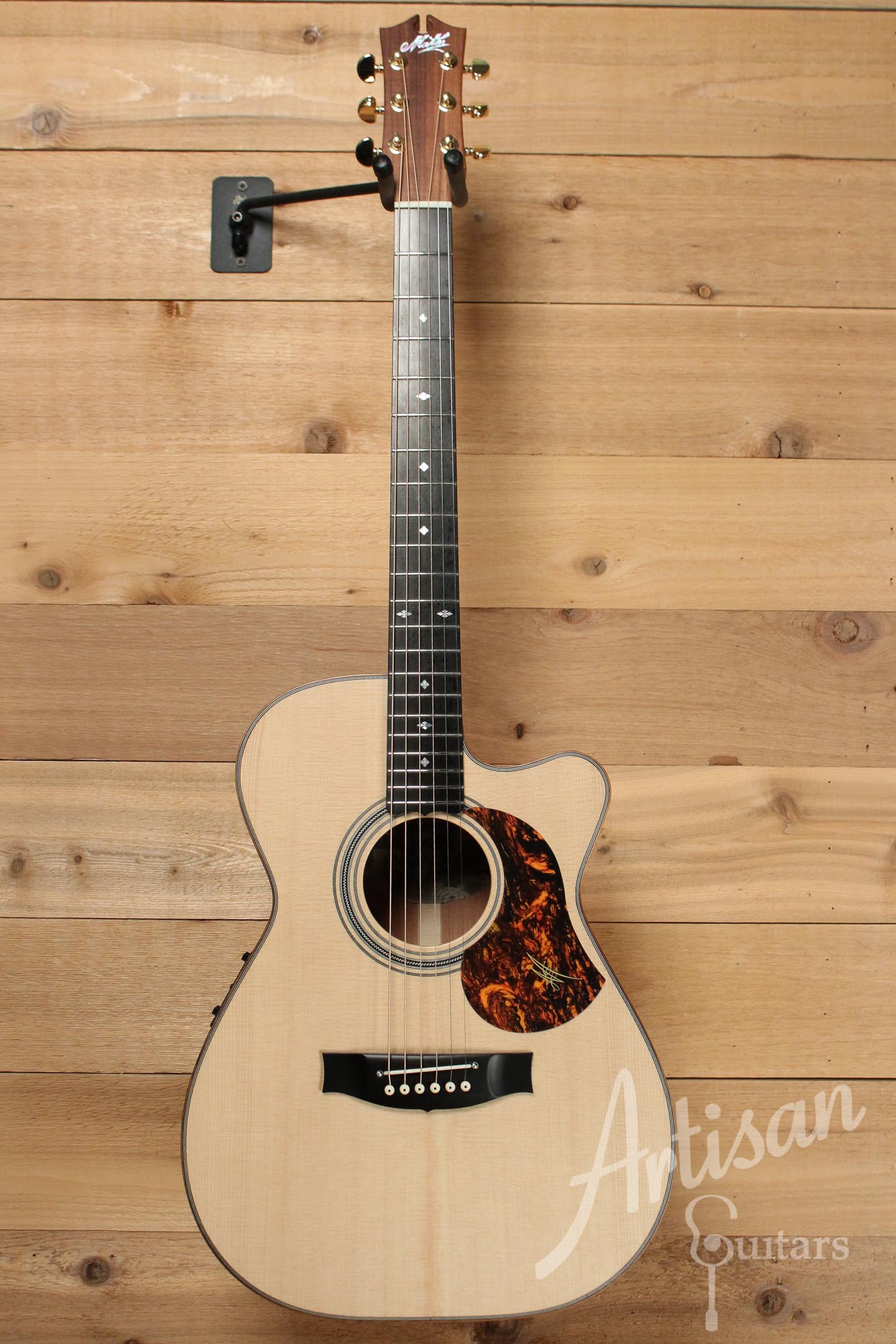 Maton EBG808C MIC FIX Michael Fix Signature Sitka and Queensland Maple with Cutaway  ID-9949 - Artisan Guitars