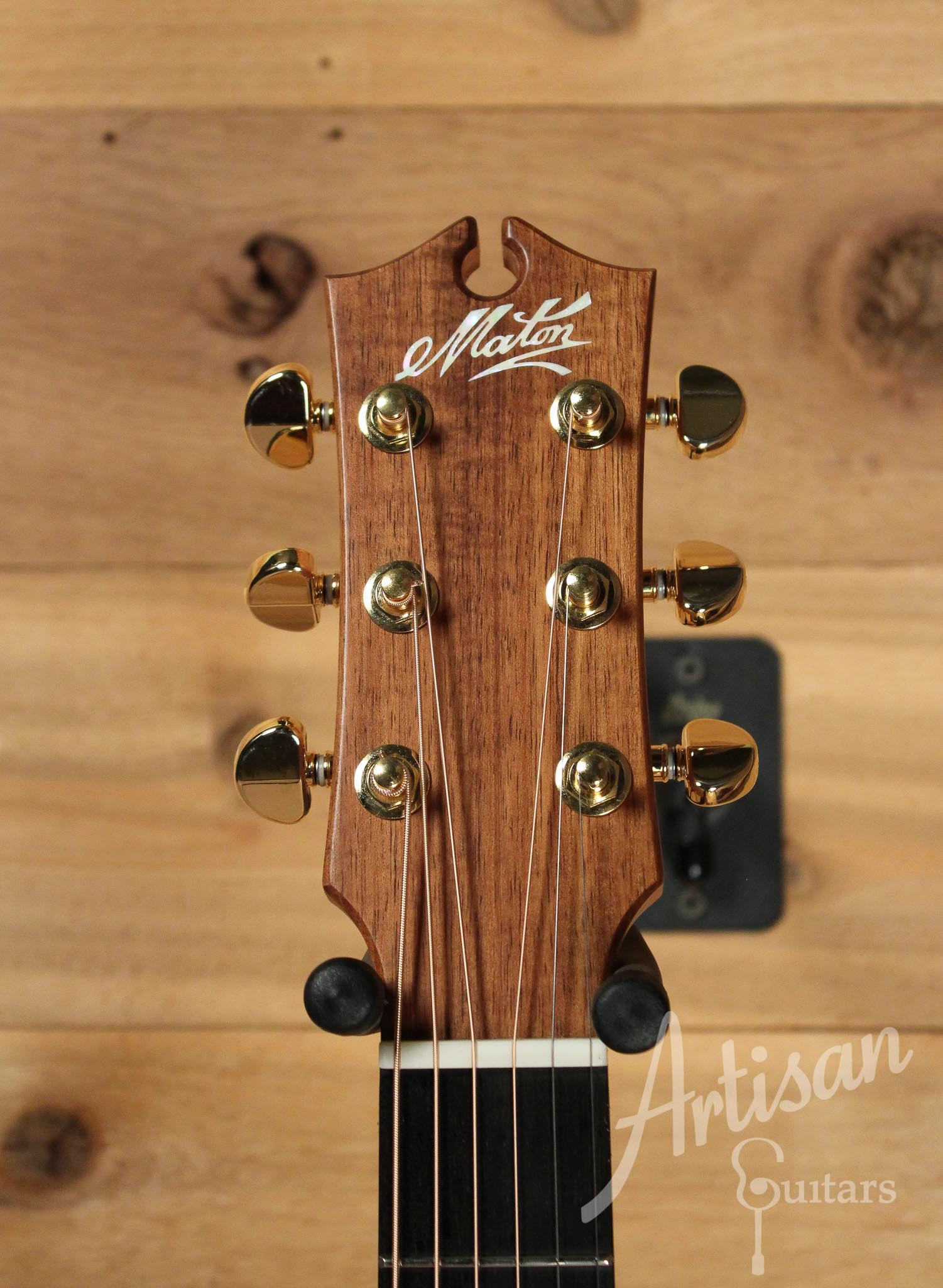 Maton EBG808C MIC FIX Michael Fix Signature Sitka and Queensland Maple with Cutaway  ID-9949 - Artisan Guitars