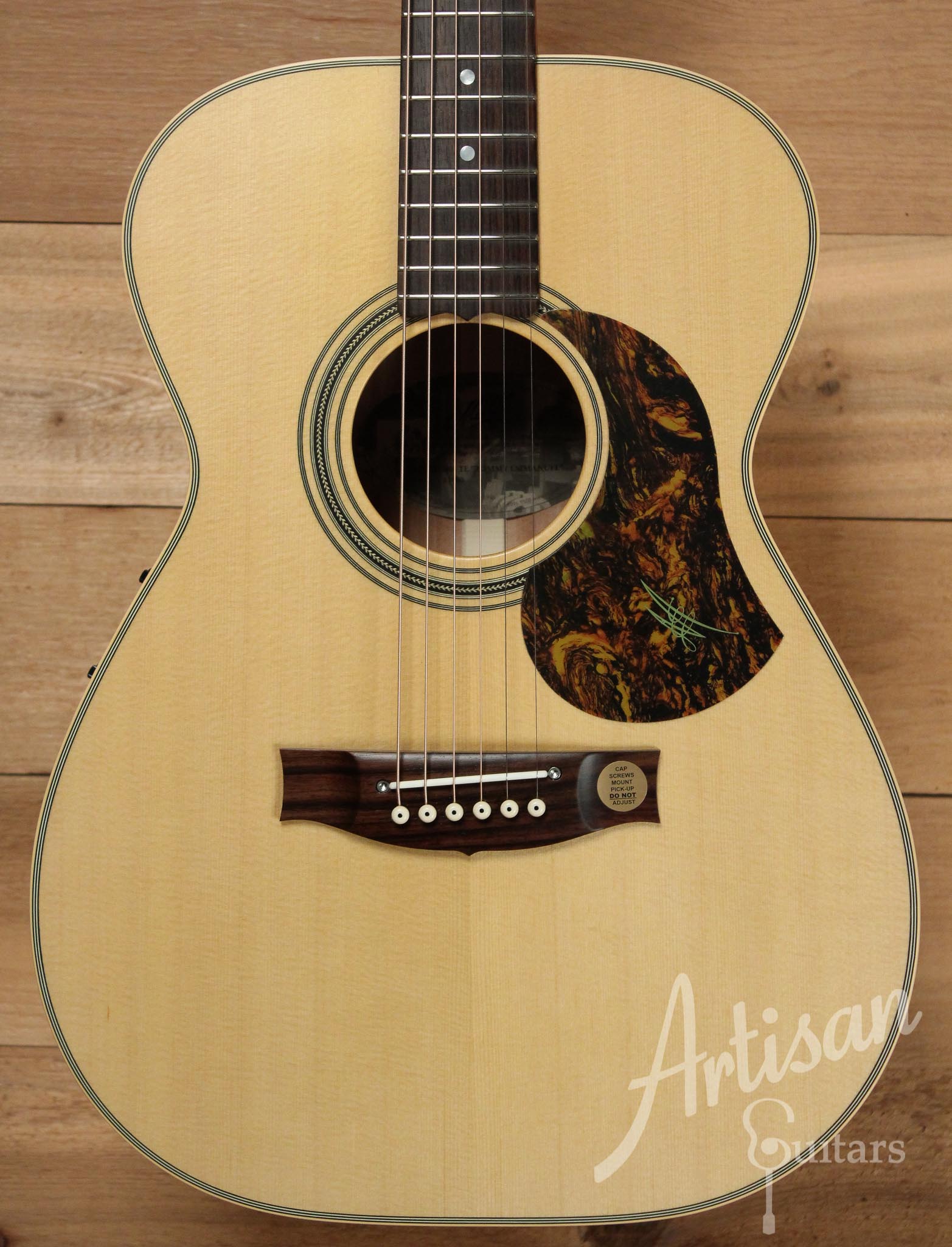 Maton EBG808TE Tommy Emmanuel Signature Sitka and Queensland Maple with AP5-Pro pickup  ID-10013 - Artisan Guitars