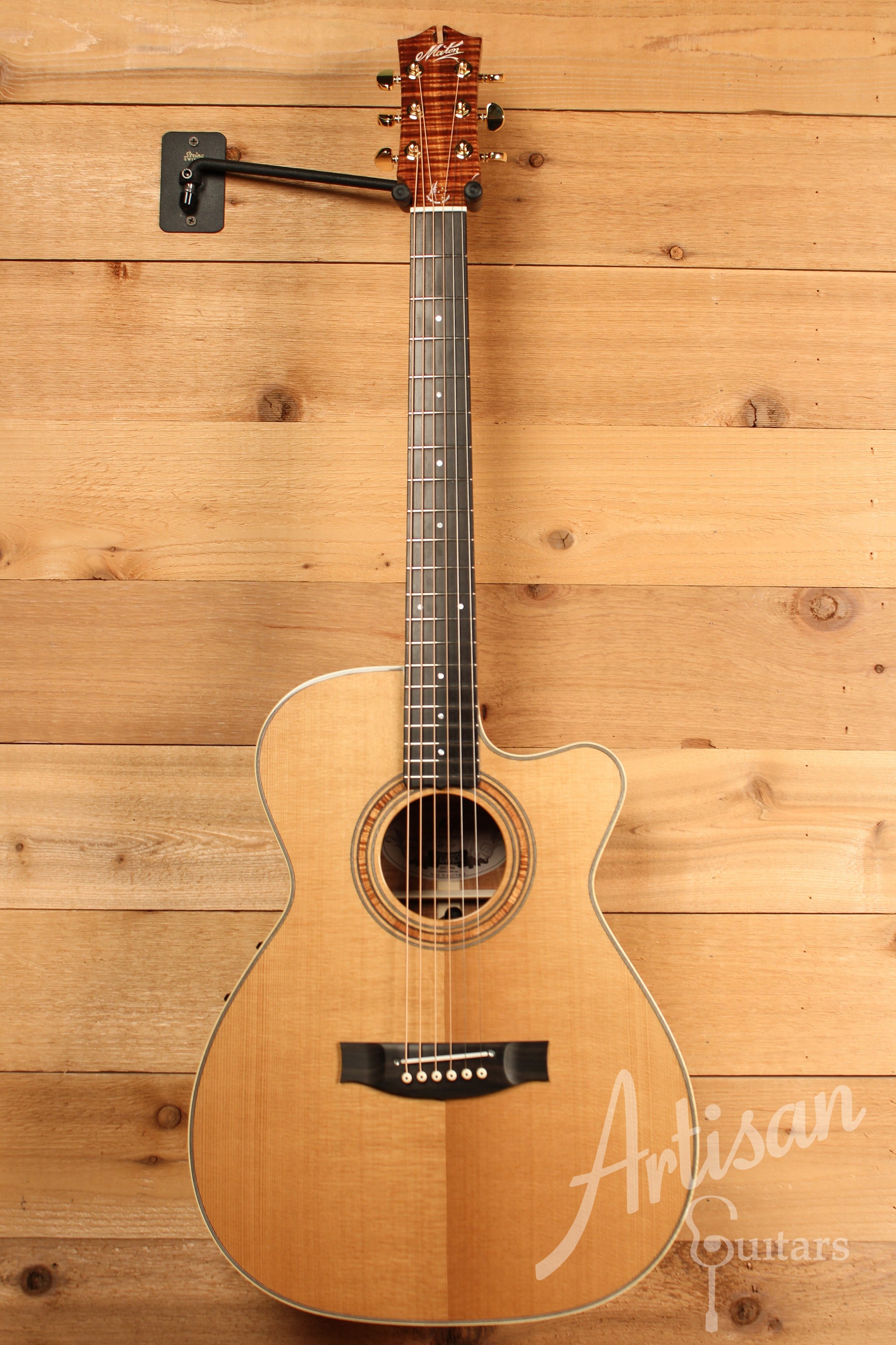 Maton WA May Traditional Custom Shop 808 Guitar with Cutaway Torrefied European Spruce and Fiddleback Blackwood ID-11445 - Artisan Guitars