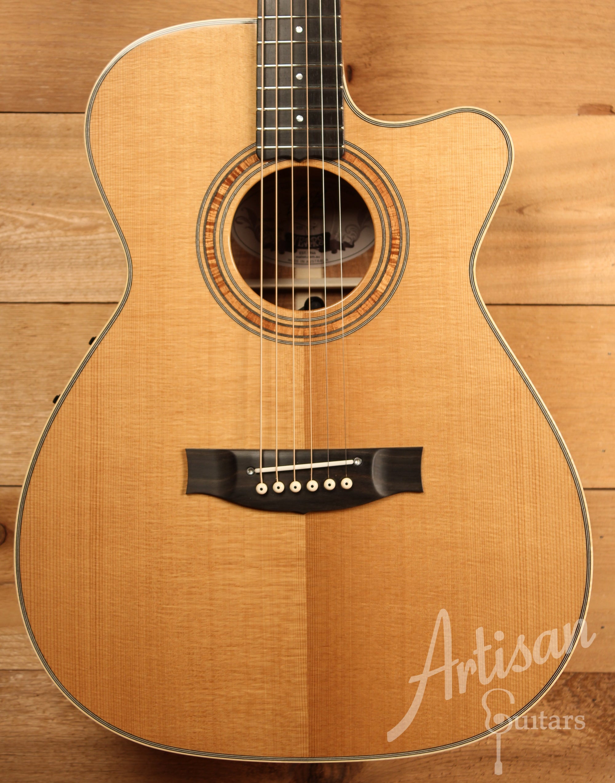 Maton WA May Traditional Custom Shop 808 Guitar with Cutaway Torrefied European Spruce and Fiddleback Blackwood ID-11445 - Artisan Guitars