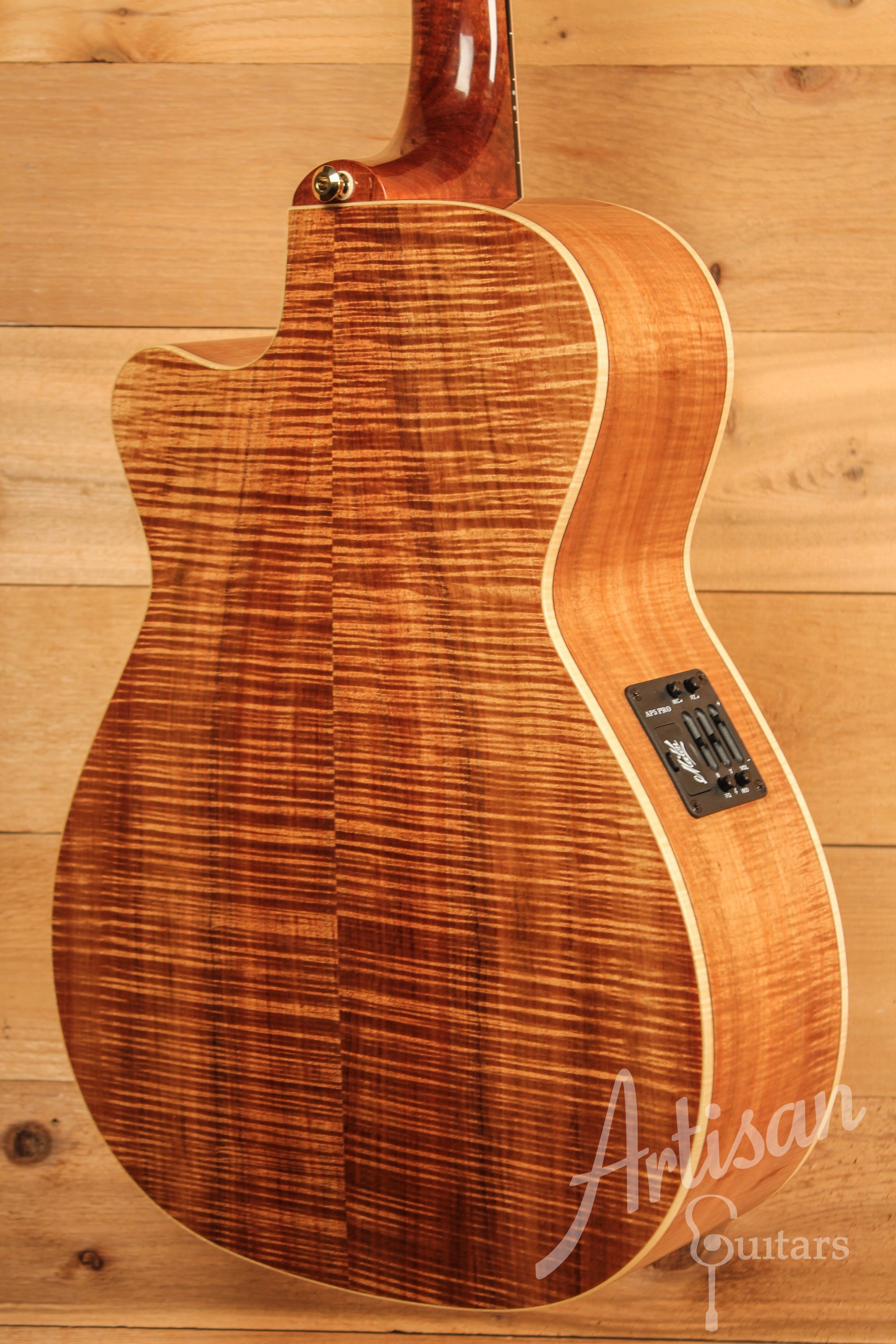 Maton WA May Traditional Custom Shop 808 Guitar with Cutaway Torrefied European Spruce and Fiddleback Blackwood ID-11445 - Artisan Guitars