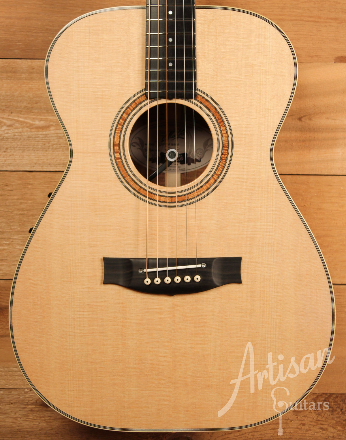 Maton WA May Custom Shop 808 Guitar with Sitka Spruce and Fiddleback Blackwood ID-11446 - Artisan Guitars