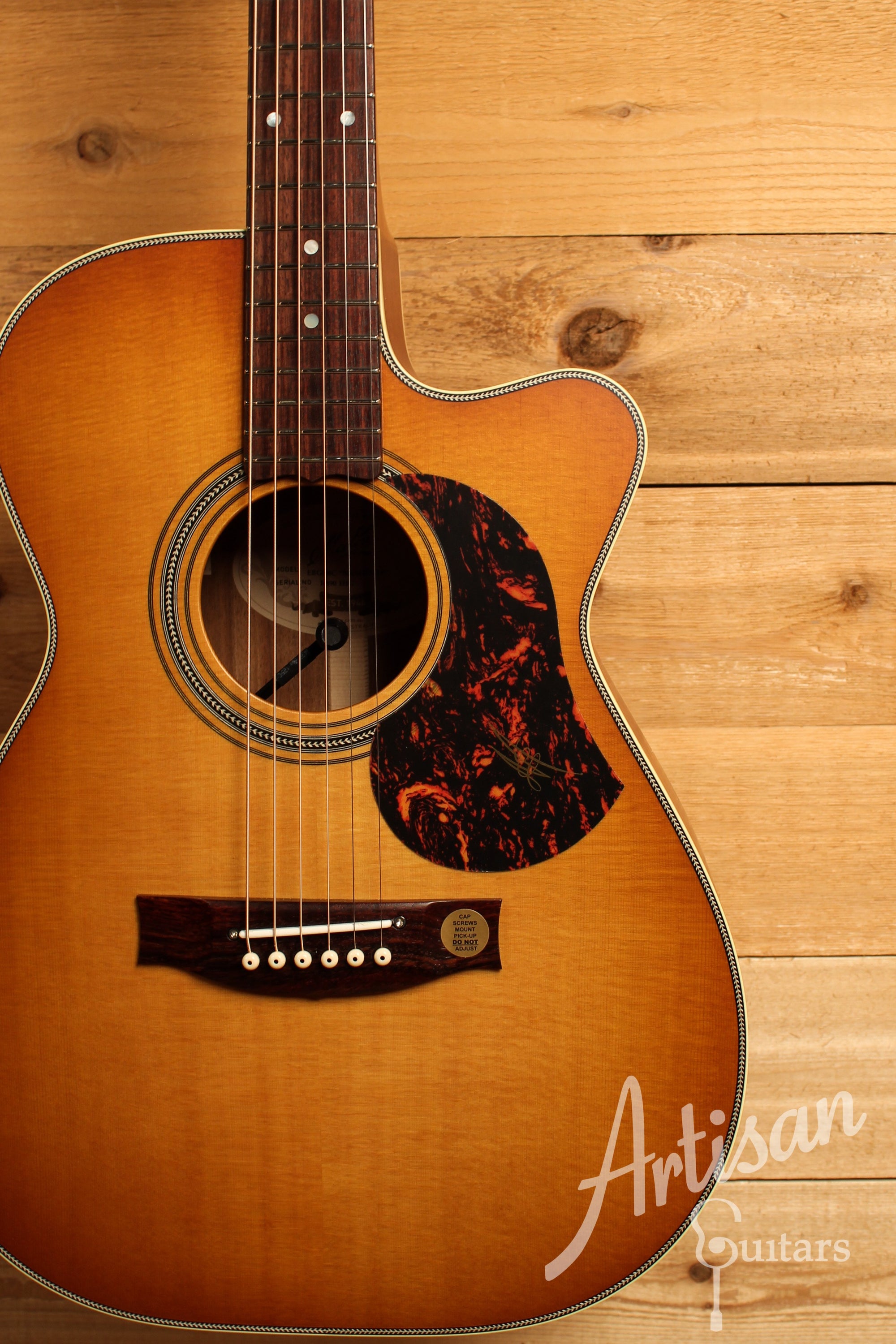 Maton 808C Nashville Series Sitka Spruce and Blackwood, Vintage Amber Sunburst and Cutaway ID-12474 - Artisan Guitars