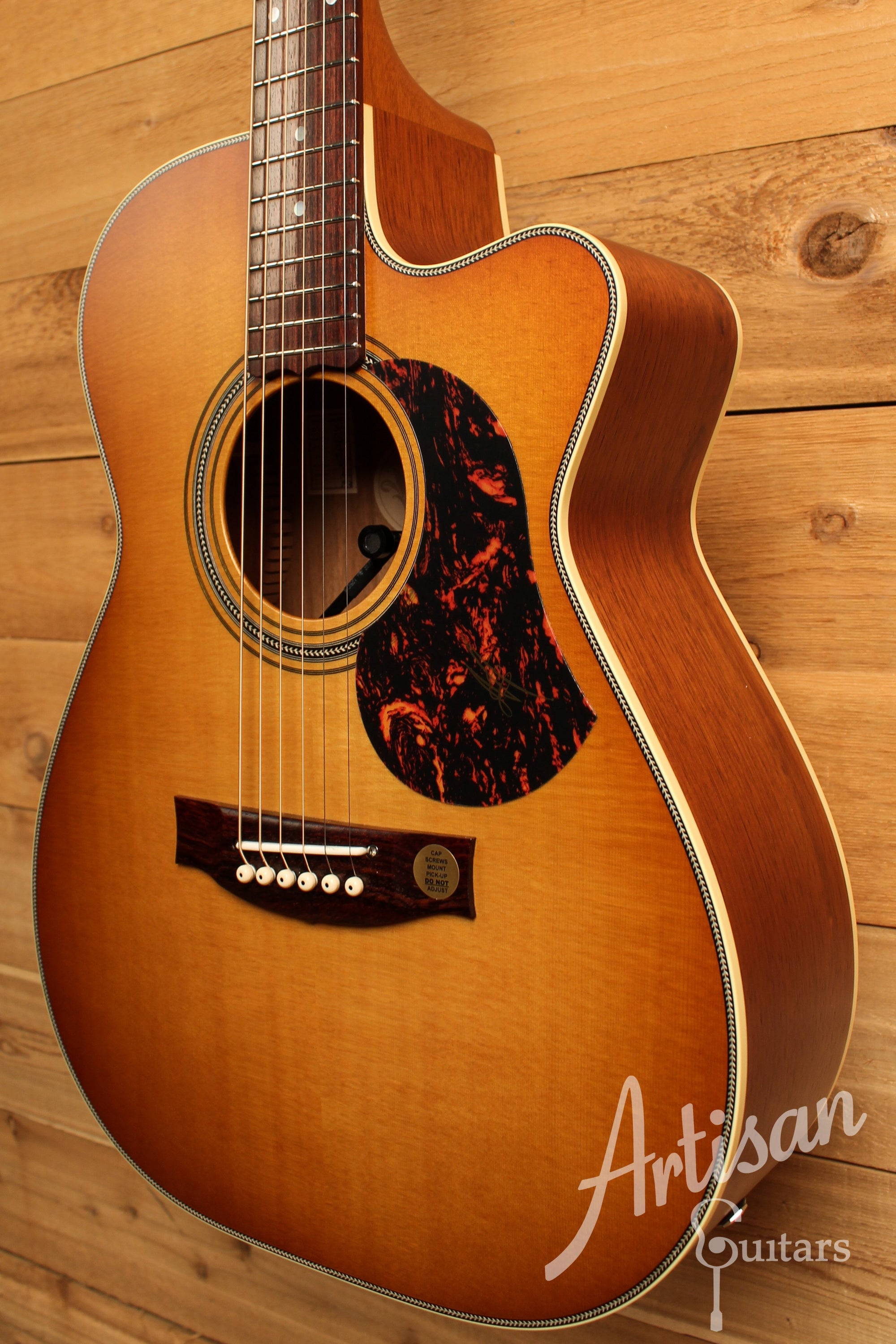 Maton 808C Nashville Series Sitka Spruce and Blackwood, Vintage Amber Sunburst and Cutaway ID-12474 - Artisan Guitars