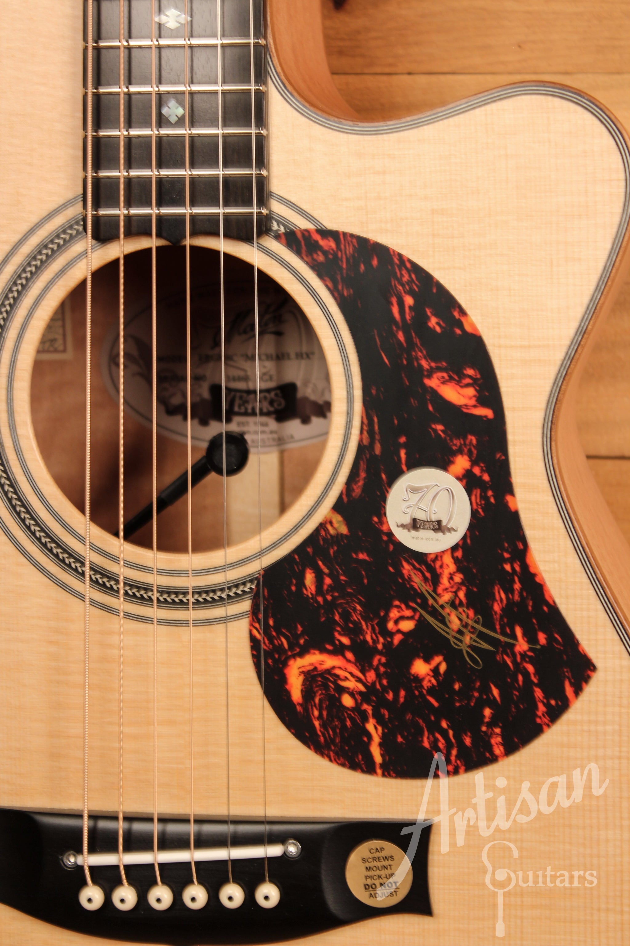 Maton EBG 808C MIC FIX Michael Fix Signature Guitar Sitka and Queensland Maple with Cutaway ID-11463 - Artisan Guitars