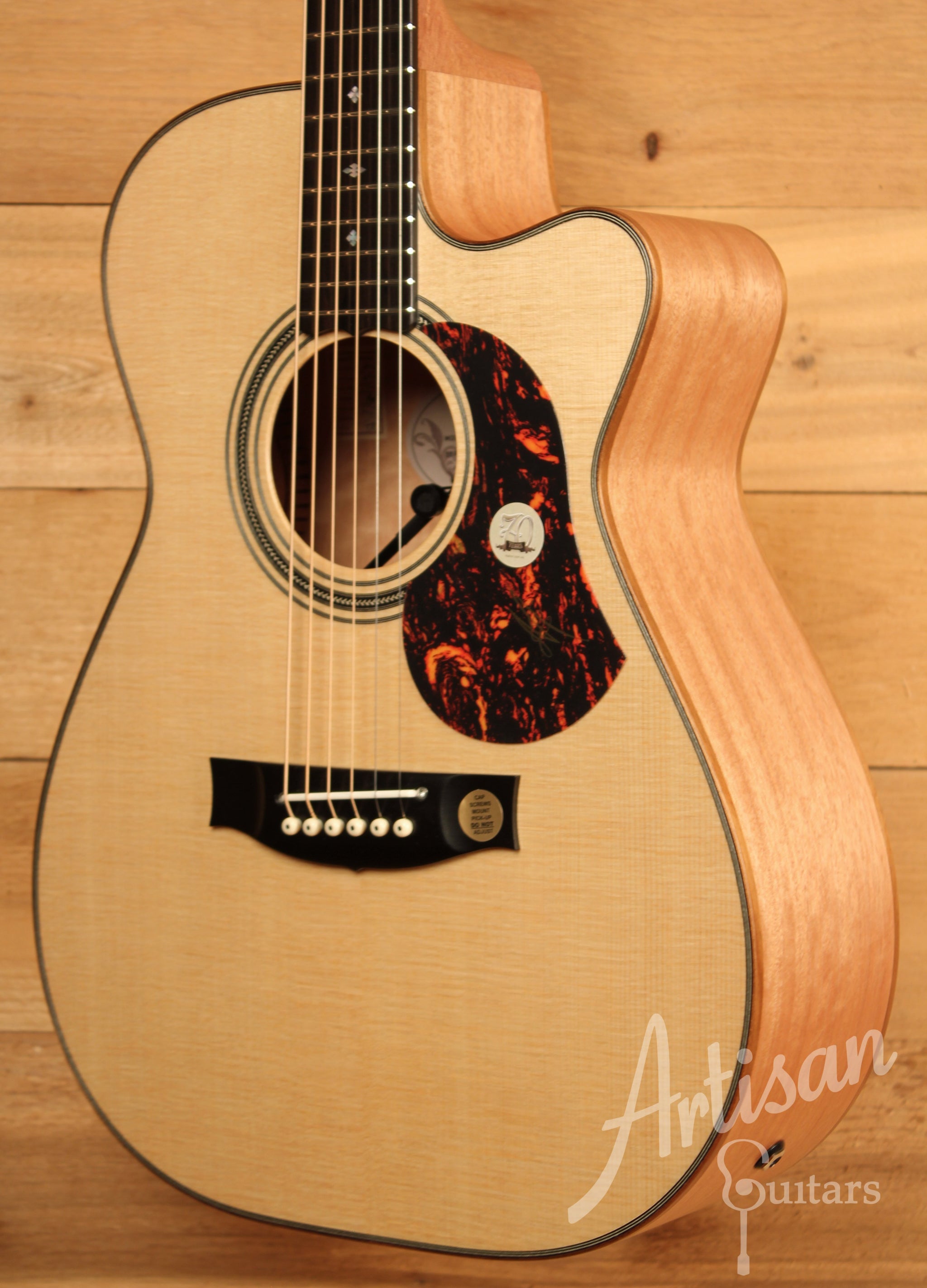 Maton EBG 808C MIC FIX Michael Fix Signature Guitar Sitka and Queensland Maple with Cutaway ID-11463 - Artisan Guitars