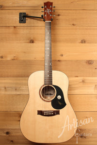 Maton S60 Guitar with Bearclaw Sitka Spruce and Queensland Maple ID-11464 - Artisan Guitars