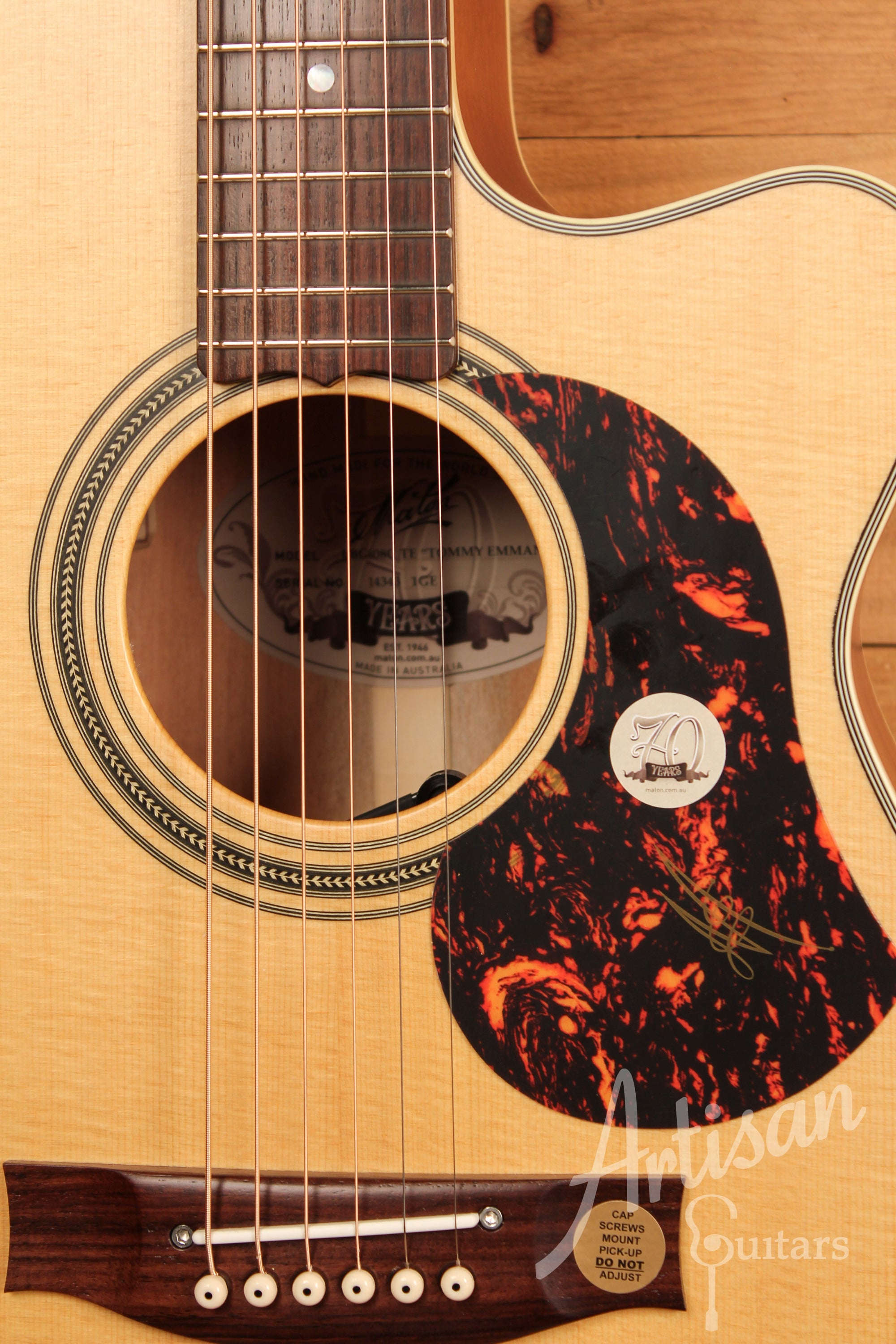 Maton EBG 808C TE Tommy Emmanuel Signature Guitar Cutaway ID-11461 - Artisan Guitars