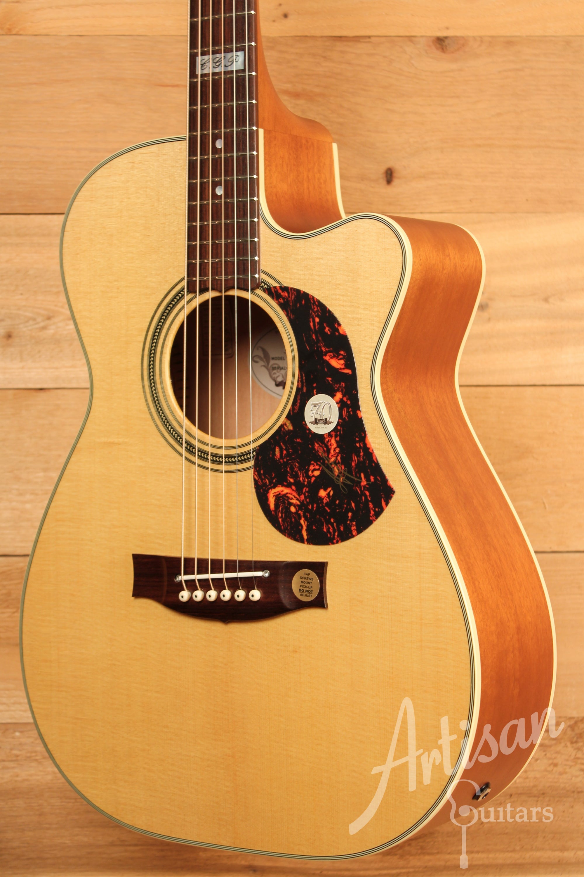 Maton EBG 808C TE Tommy Emmanuel Signature Guitar Cutaway ID-11461 - Artisan Guitars