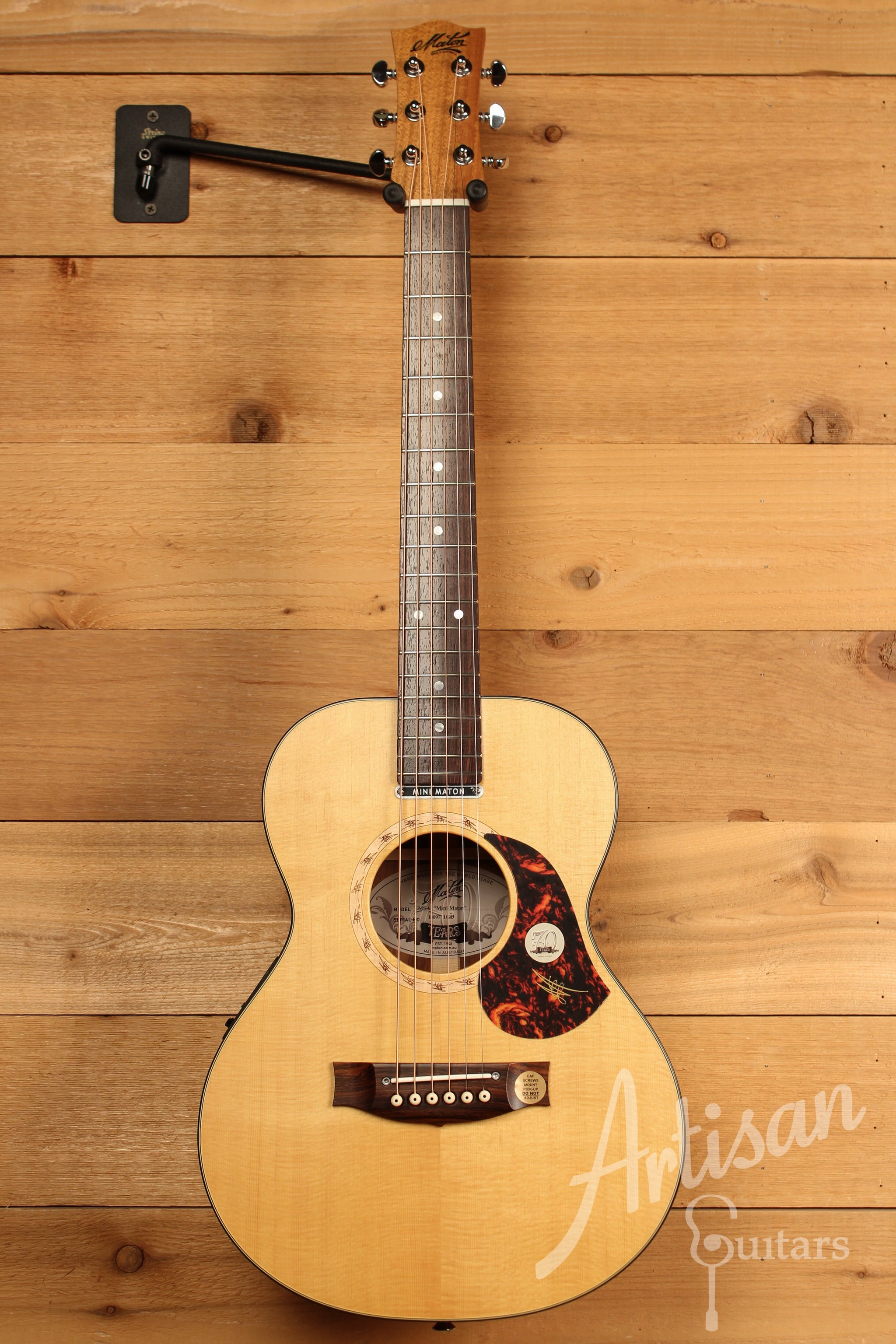 Maton EMS6 Mini Guitar Sitka Spuce and Blackwood ID-11465 - Artisan Guitars
