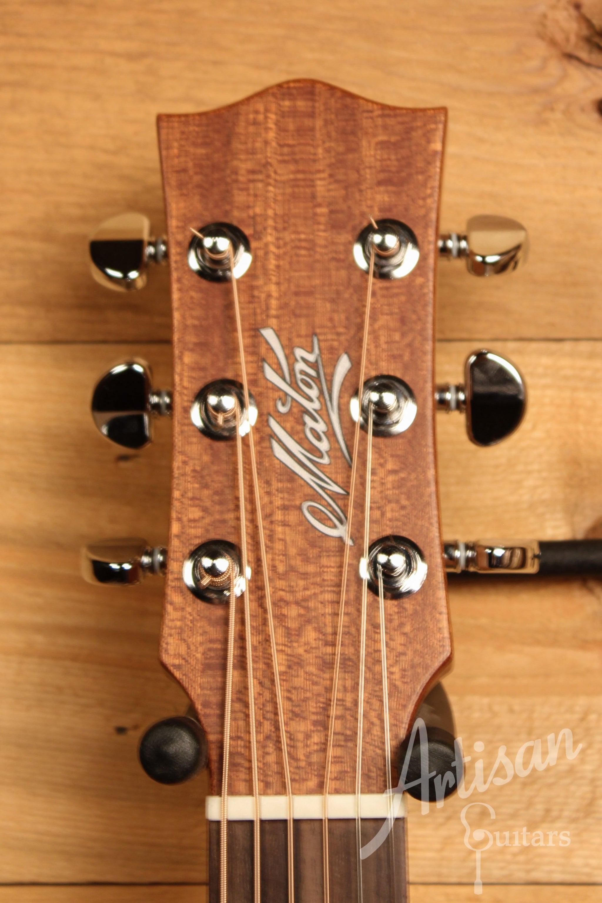 Maton SRS808 Guitar Western Red Cedar and Solid Blackwood ID-11468 - Artisan Guitars