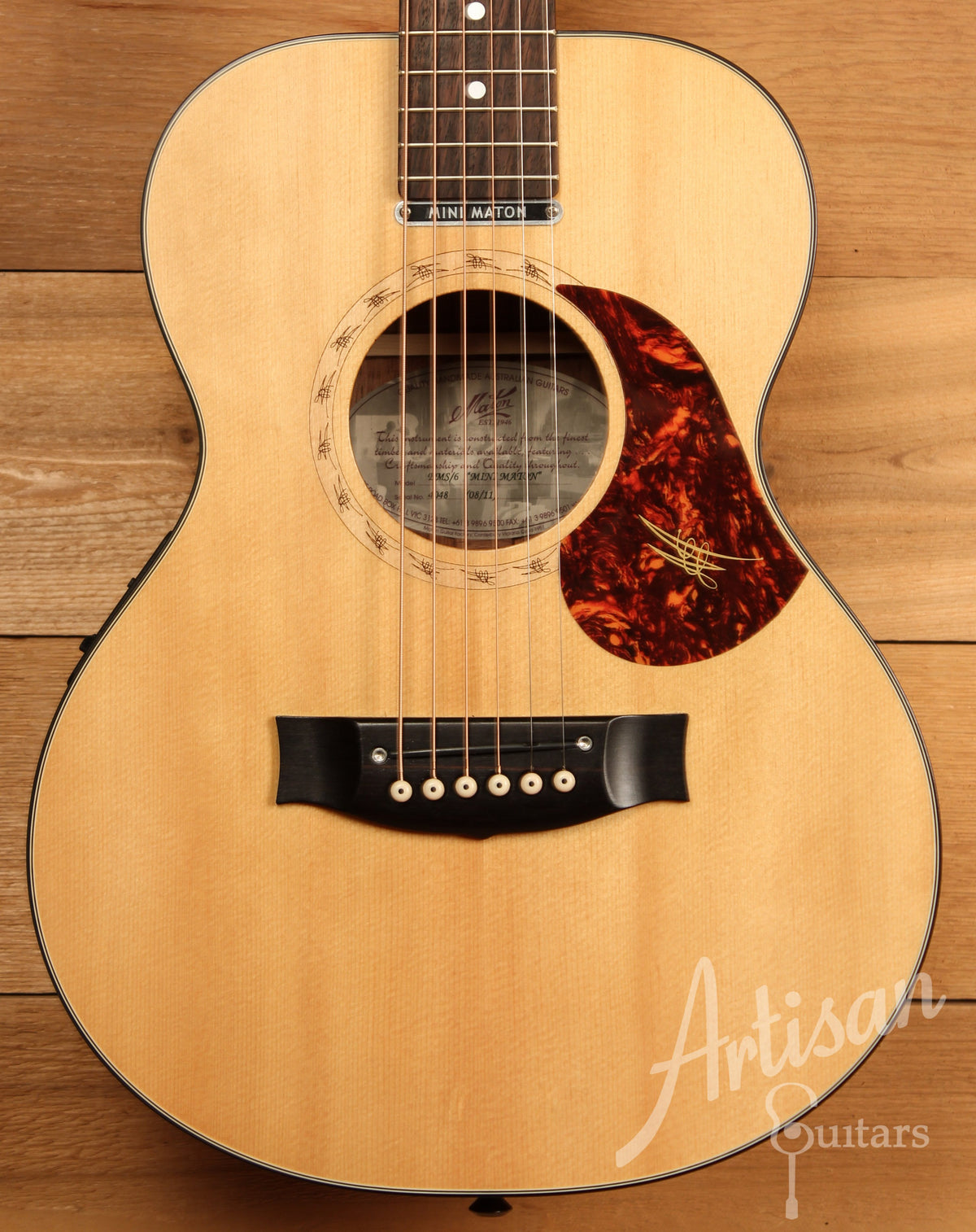 Maton EMS6 Mini Guitar Sitka Spuce and Blackwood with AP5 Pre-Owned 2011 ID-11473 - Artisan Guitars