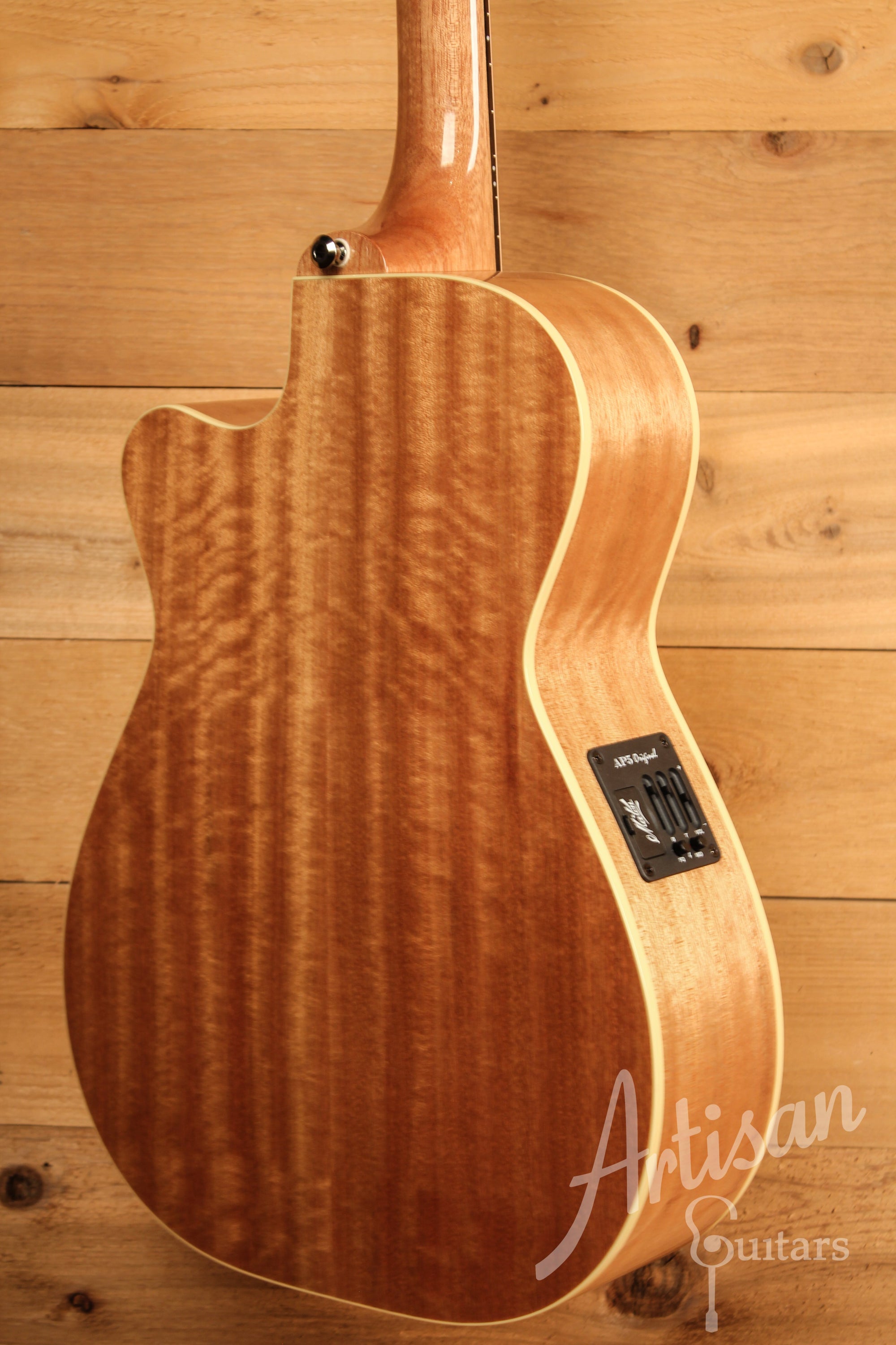 Maton Custom EBG808CL Performer Series Bunya and Queensland Maple Gloss Finish with Cutaway ID-11477 - Artisan Guitars