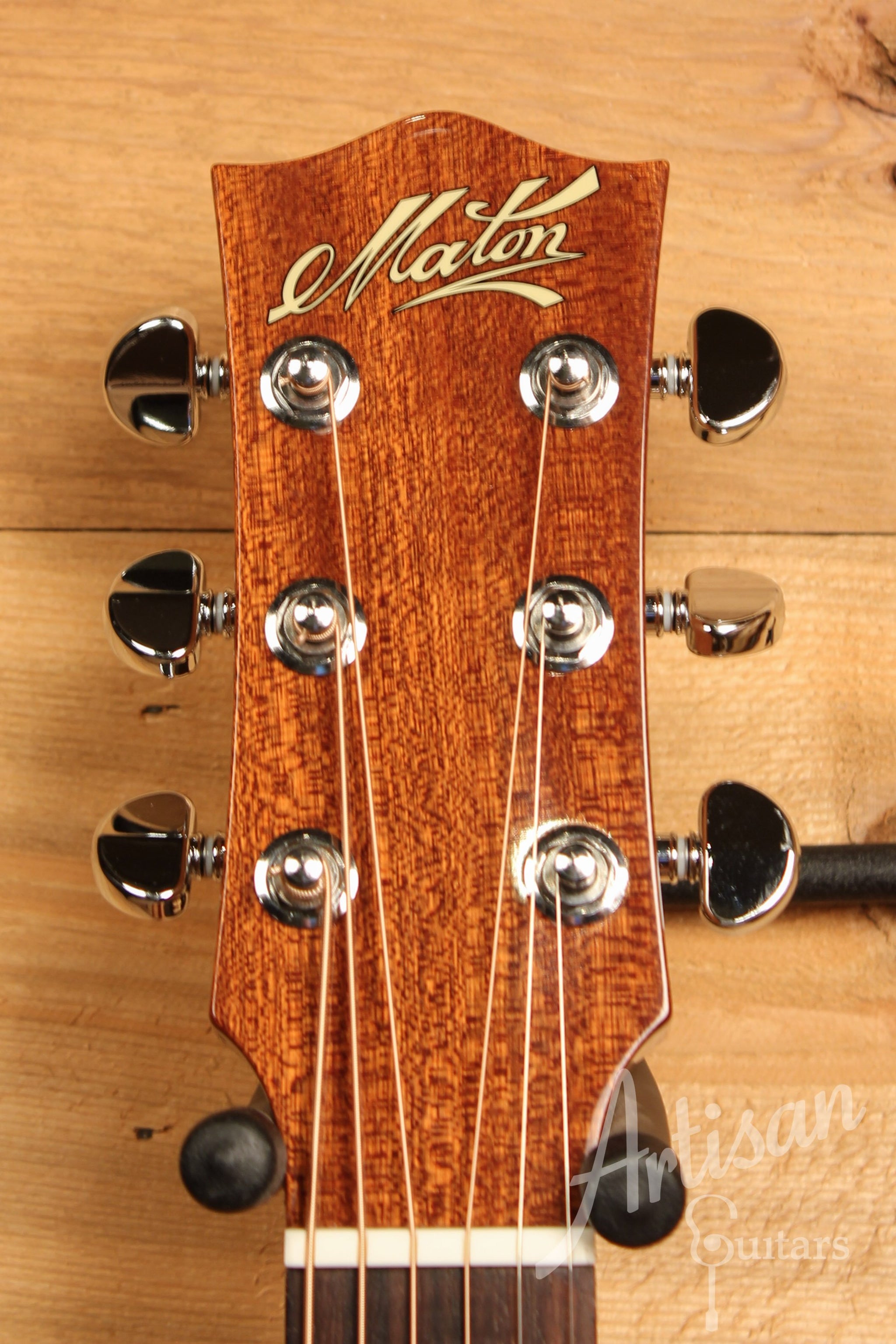Maton Custom EBG808CL Performer Series Bunya and Queensland Maple Gloss Finish with Cutaway ID-11477 - Artisan Guitars