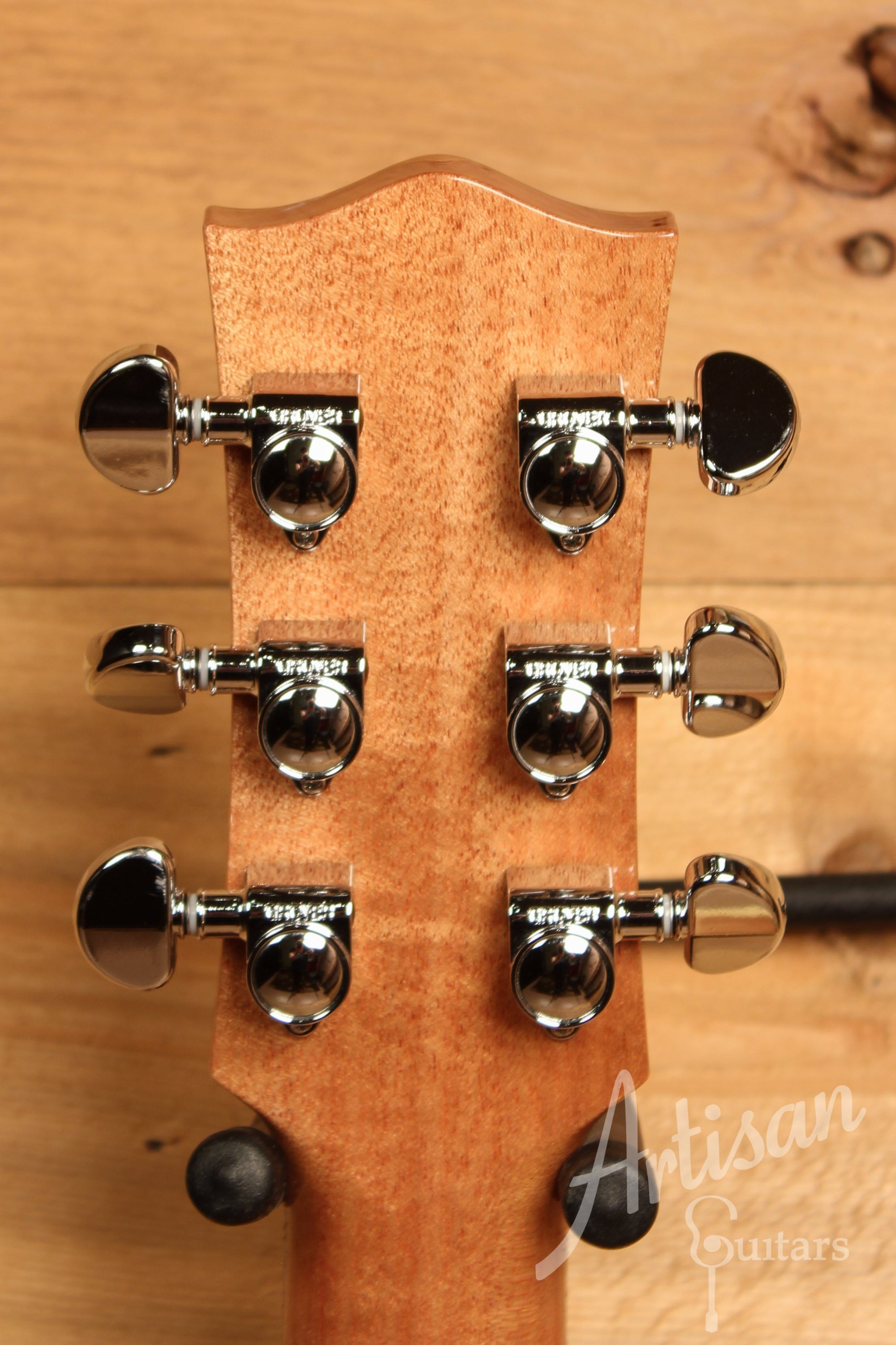 Maton Custom EBG808CL Performer Series Bunya and Queensland Maple Gloss Finish with Cutaway ID-11477 - Artisan Guitars