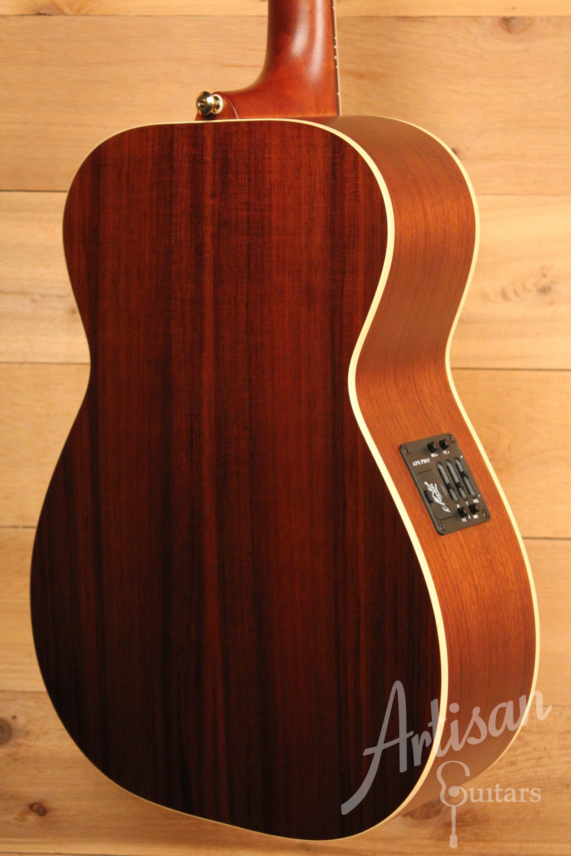 Maton EBG808 Nashville Series Sitka Spruce and Blackwood with Vintage Amber Sunburst Finish ID-11475 - Artisan Guitars
