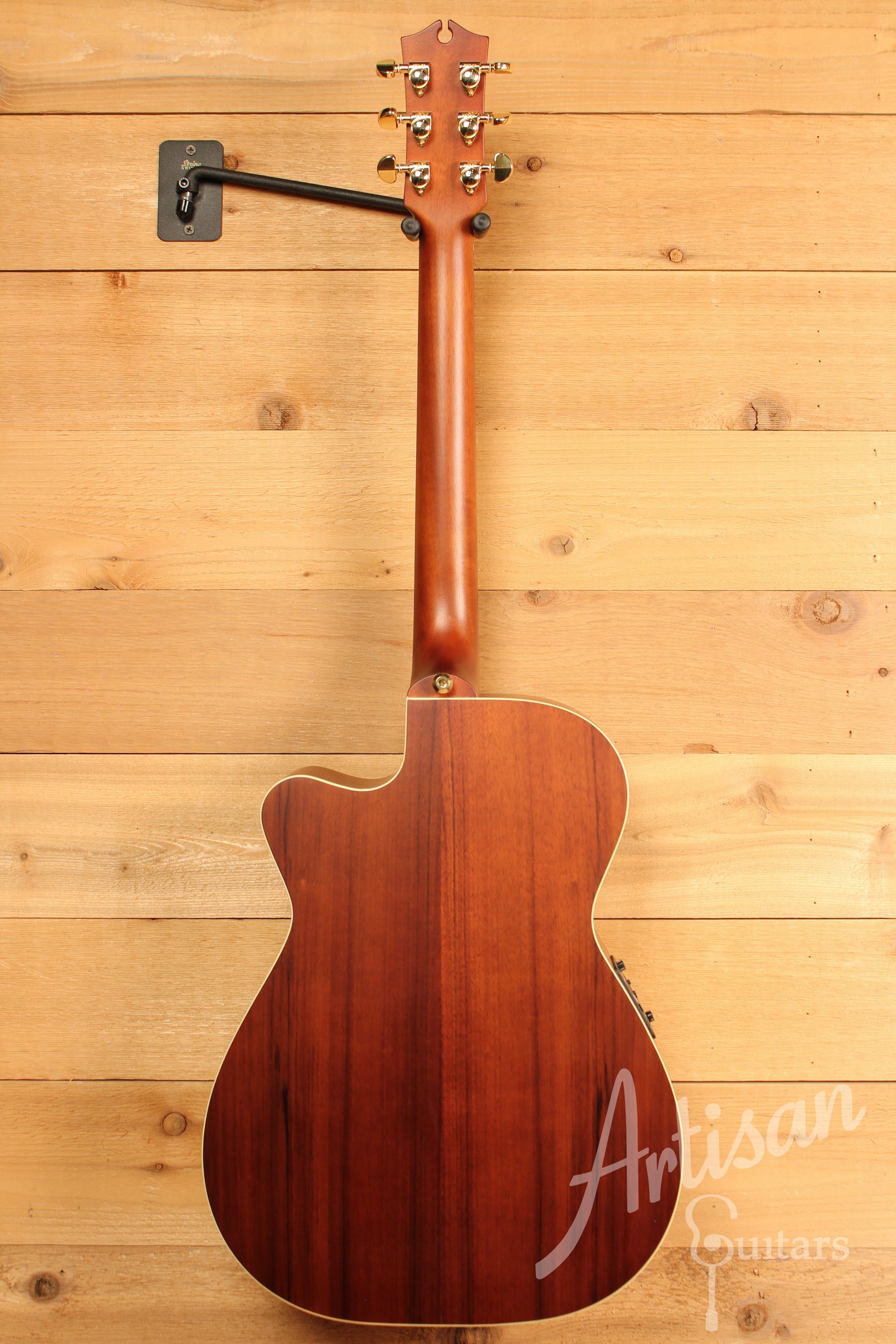 Maton EBG808C Nashville Series Sitka Spruce and Blackwood with Vintage Amber Sunburst Finish and Cutaway ID-11476 - Artisan Guitars
