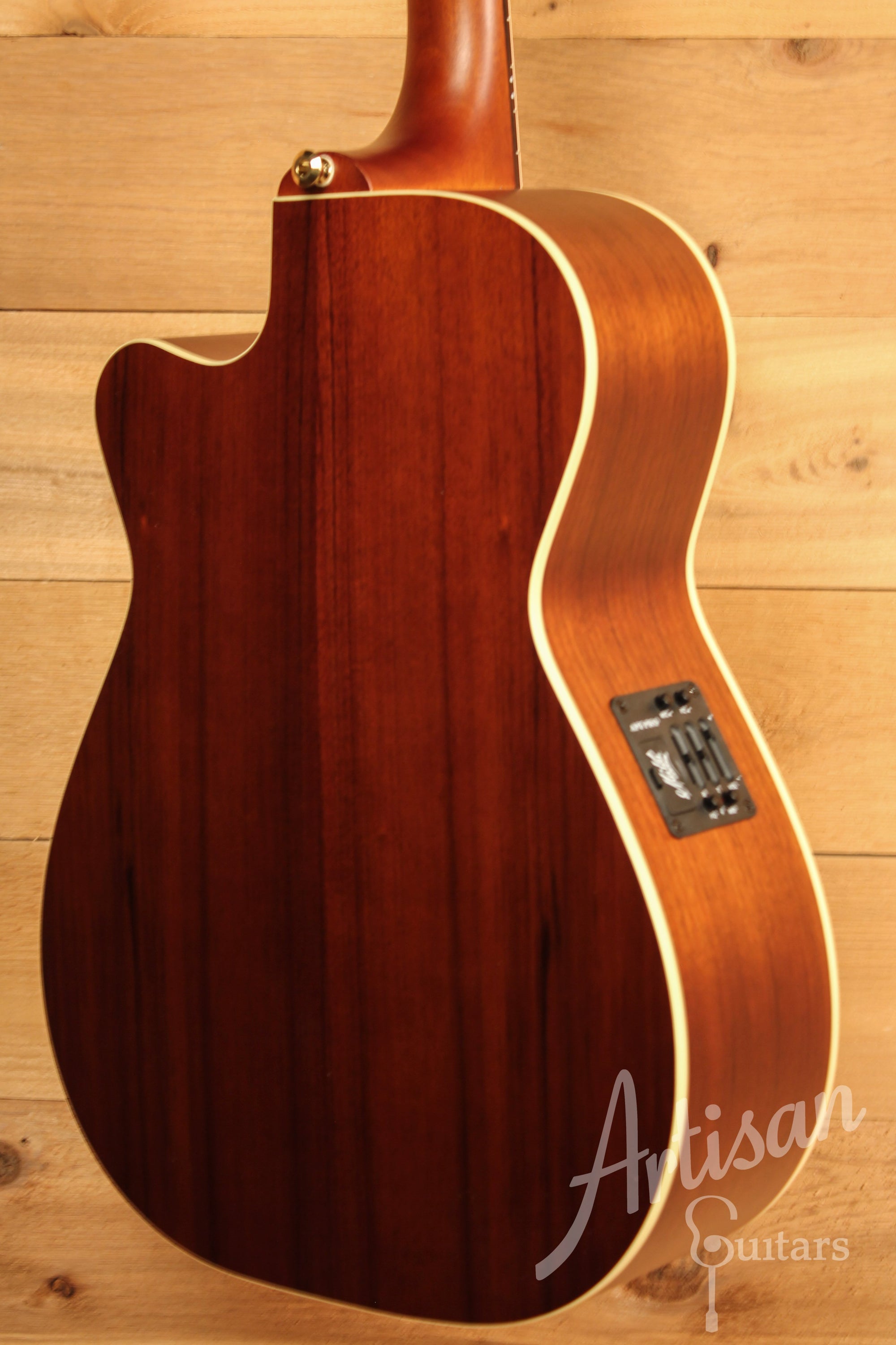 Maton EBG808C Nashville Series Sitka Spruce and Blackwood with Vintage Amber Sunburst Finish and Cutaway ID-11476 - Artisan Guitars