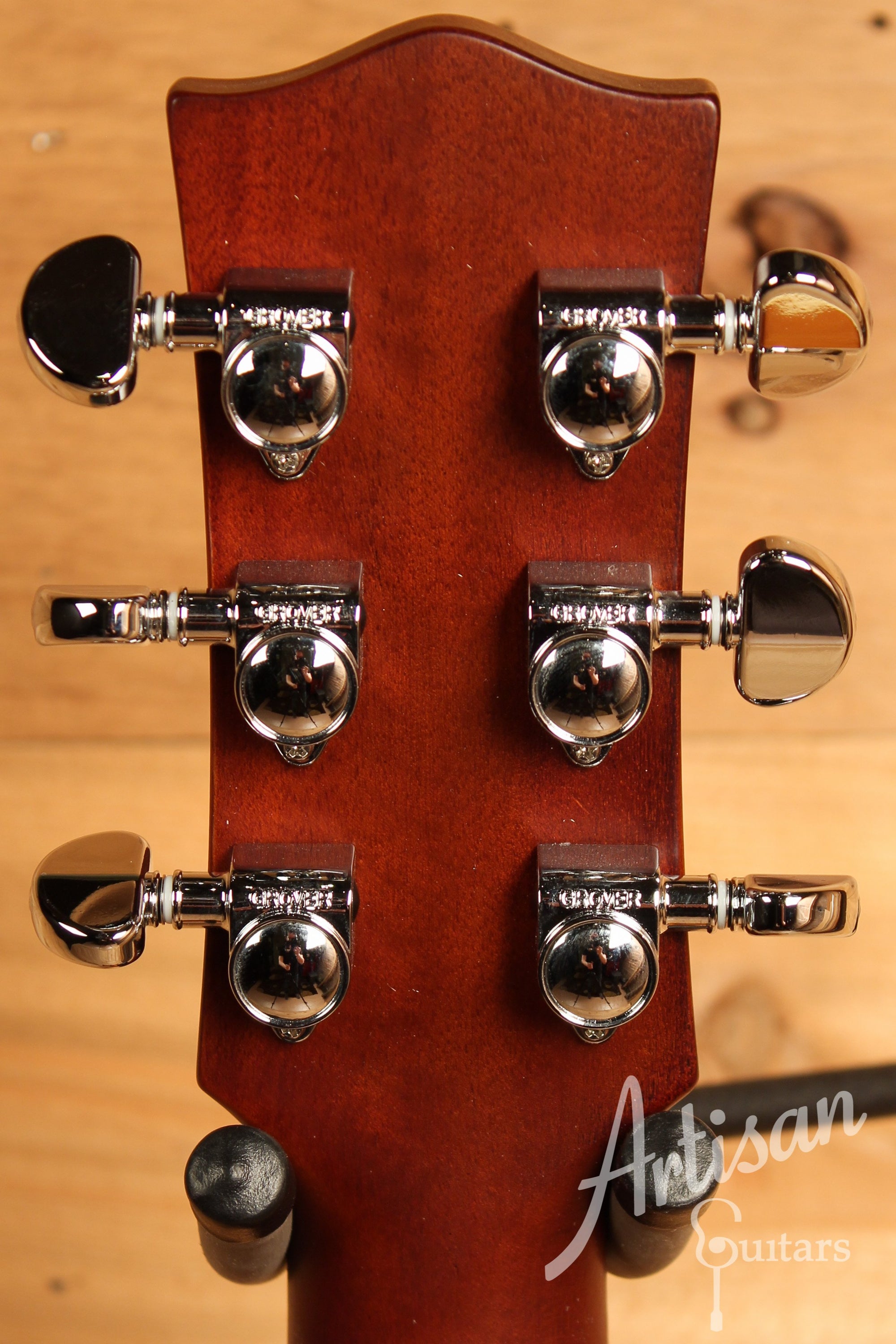 Maton EBG 808 TE Tommy Emmanuel Signature Guitar ID-12156 - Artisan Guitars