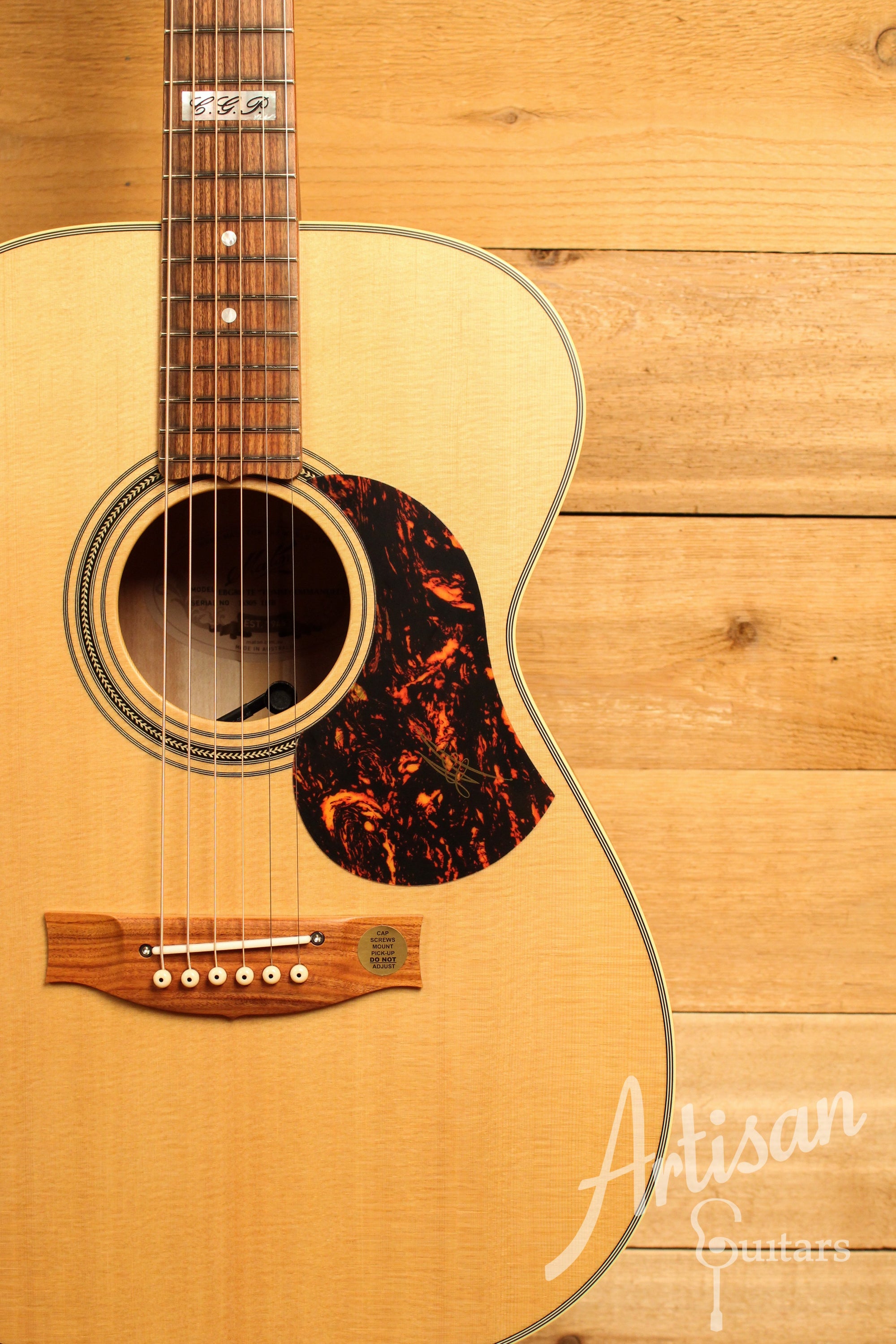 Maton EBG 808 TE Tommy Emmanuel Signature Guitar ID-12156 - Artisan Guitars