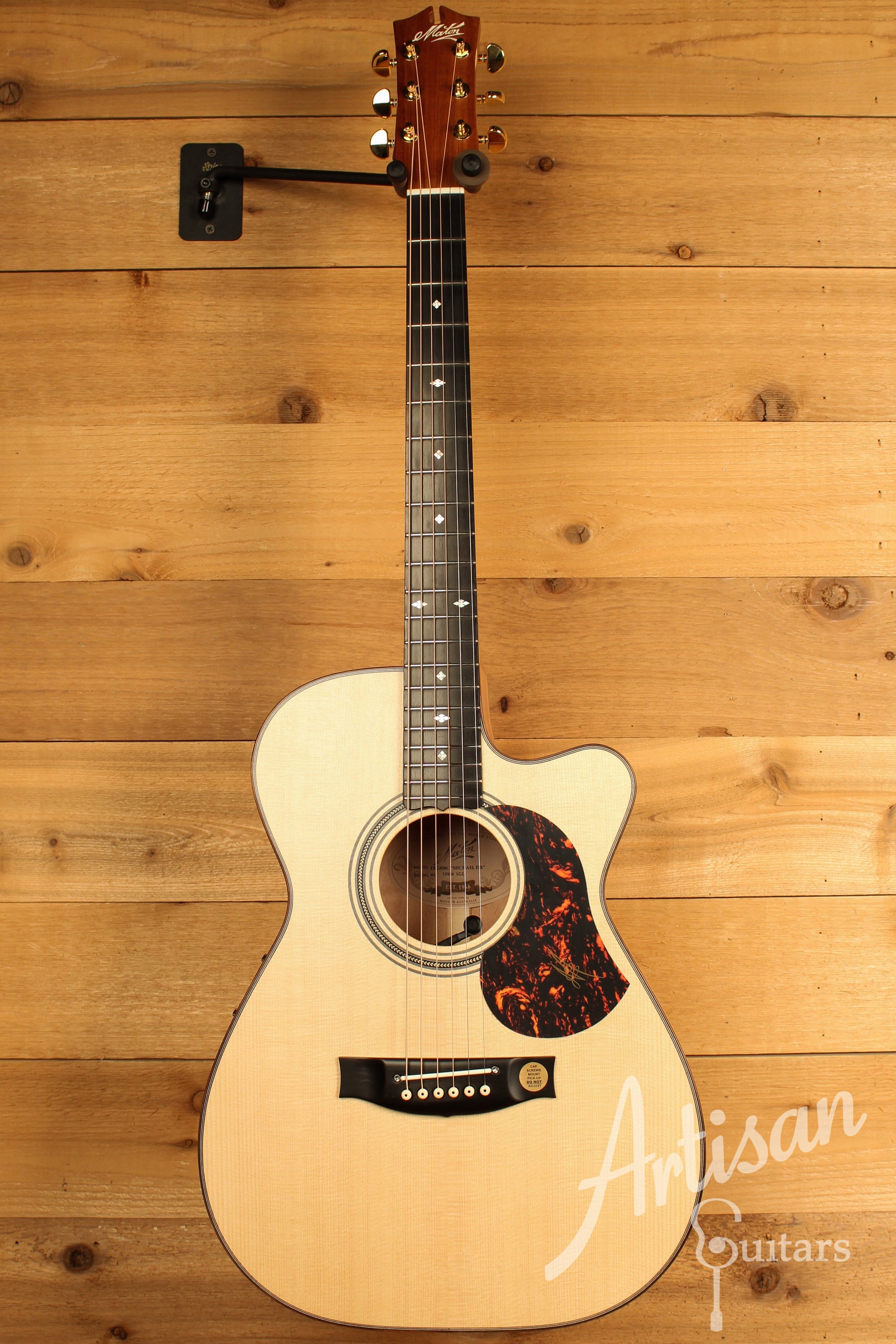 Maton EBG 808C MIC FIX Michael Fix Signature Guitar Sitka and Queensland Maple with Cutaway ID-12158 - Artisan Guitars