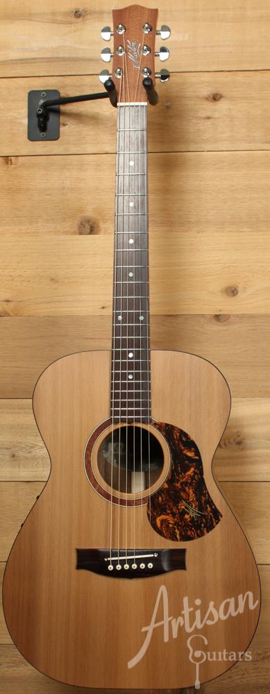 Maton SRS808 Western Red Cedar and Solid Blackwood ID-9299 - Artisan Guitars
