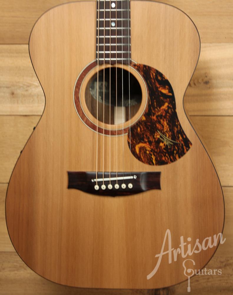 Maton SRS808 Western Red Cedar and Solid Blackwood ID-9299 - Artisan Guitars