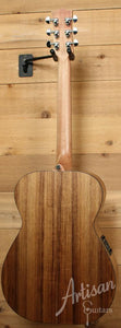 Maton SRS808 Western Red Cedar and Solid Blackwood ID-9299 - Artisan Guitars