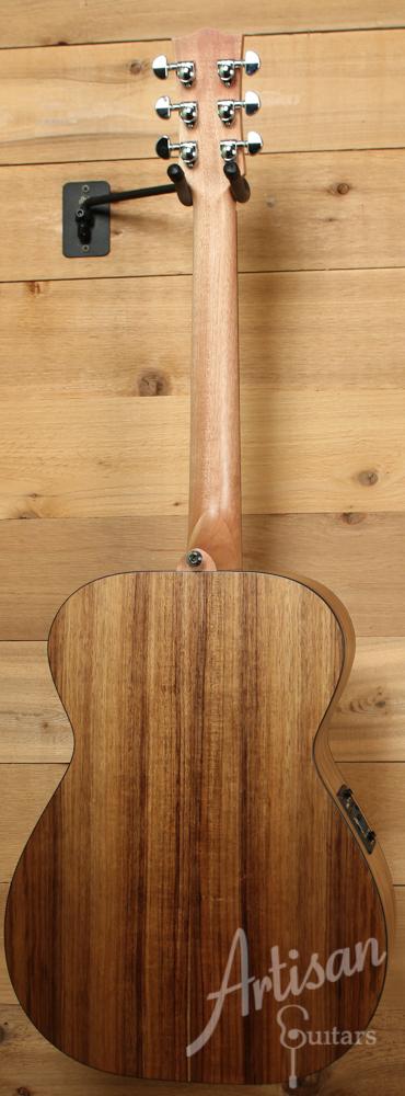 Maton SRS808 Western Red Cedar and Solid Blackwood ID-9299 - Artisan Guitars
