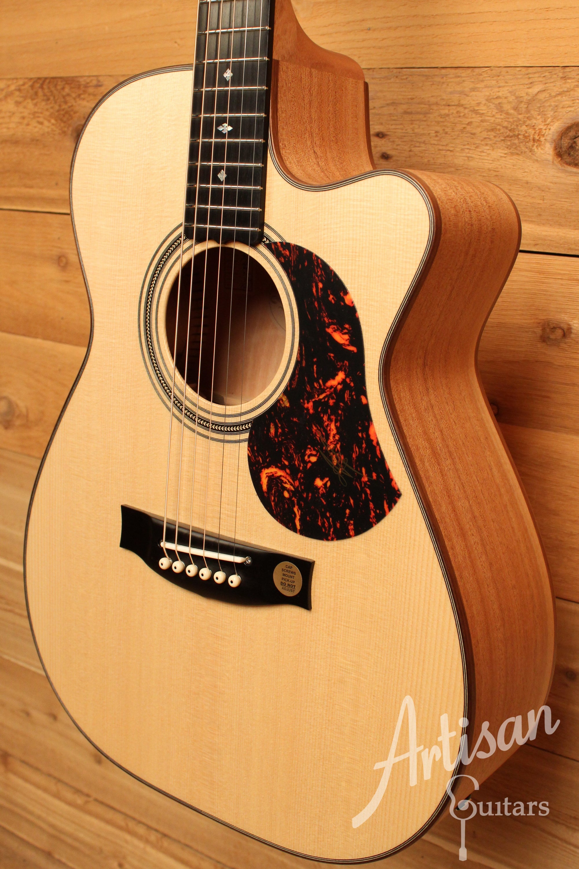 Maton EBG 808C MIC FIX Michael Fix Signature Guitar Sitka and Queensland Maple with Cutaway ID-12158 - Artisan Guitars