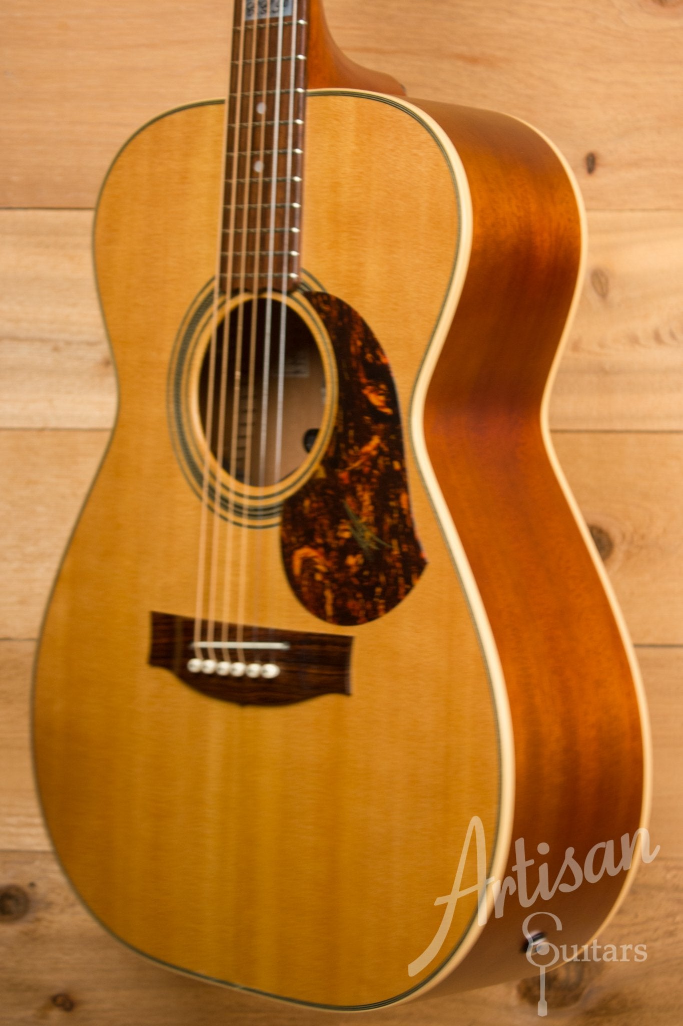 Maton EBG808TE Tommy Emmaunel Signature Sitka and Queensland Maple Pre-Owned 2014 ID-11491 - Artisan Guitars
