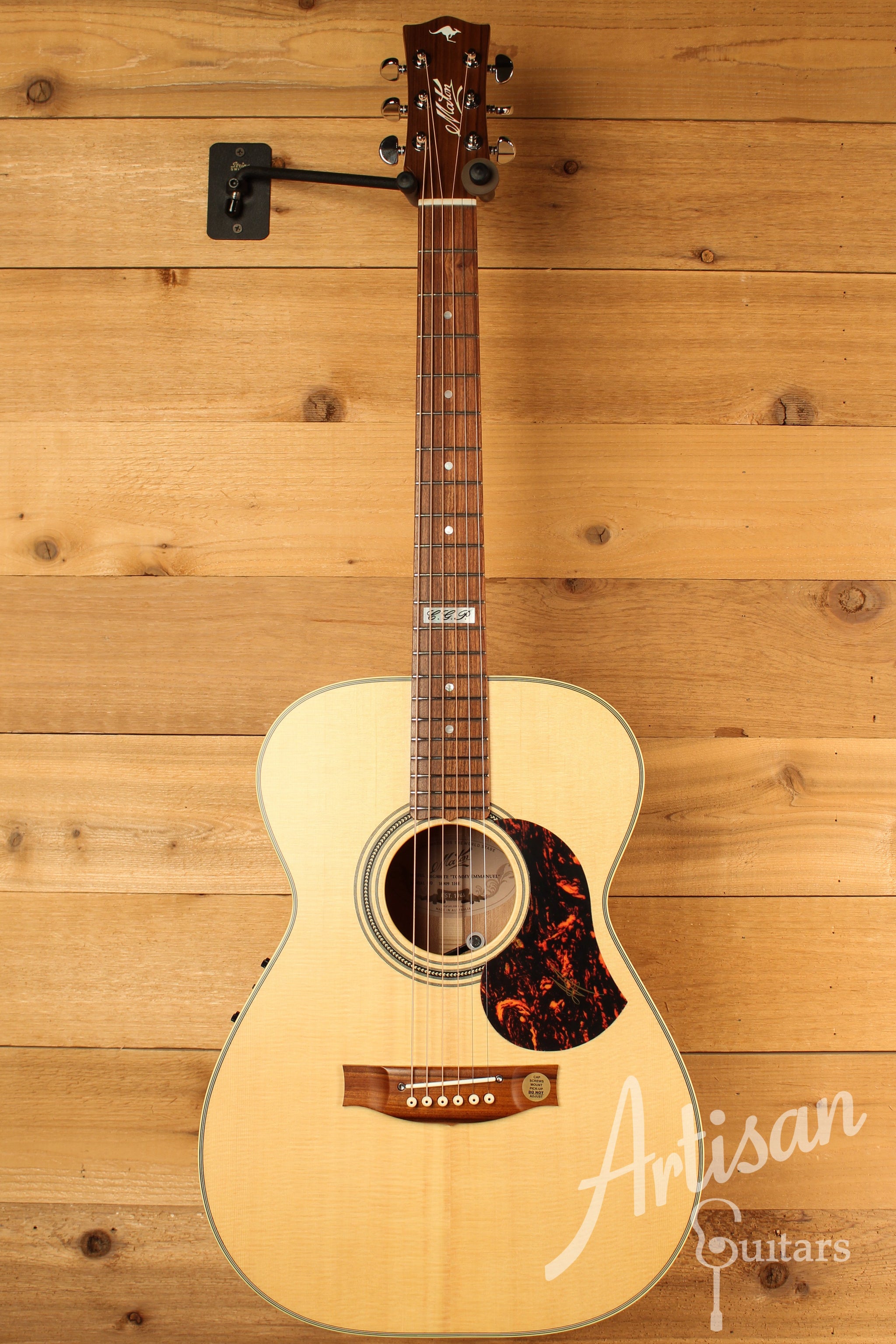 Maton EBG 808 TE Tommy Emmanuel Signature Guitar ID-12509 - Artisan Guitars
