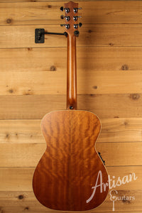 Maton EBG 808 TE Tommy Emmanuel Signature Guitar ID-12509 - Artisan Guitars