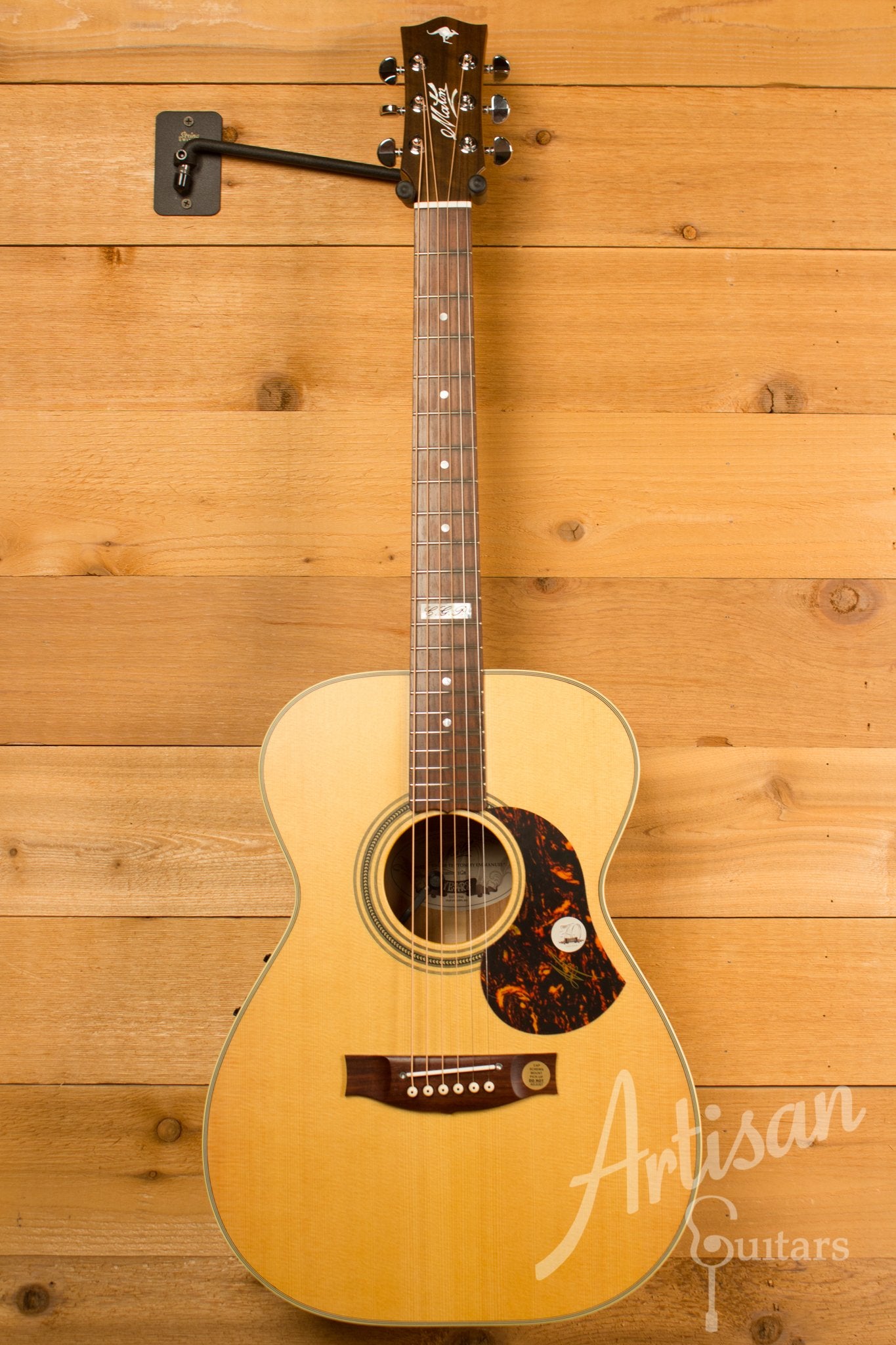 Maton EBG 808 TE Tommy Emmanuel Signature Guitar ID-11497 - Artisan Guitars