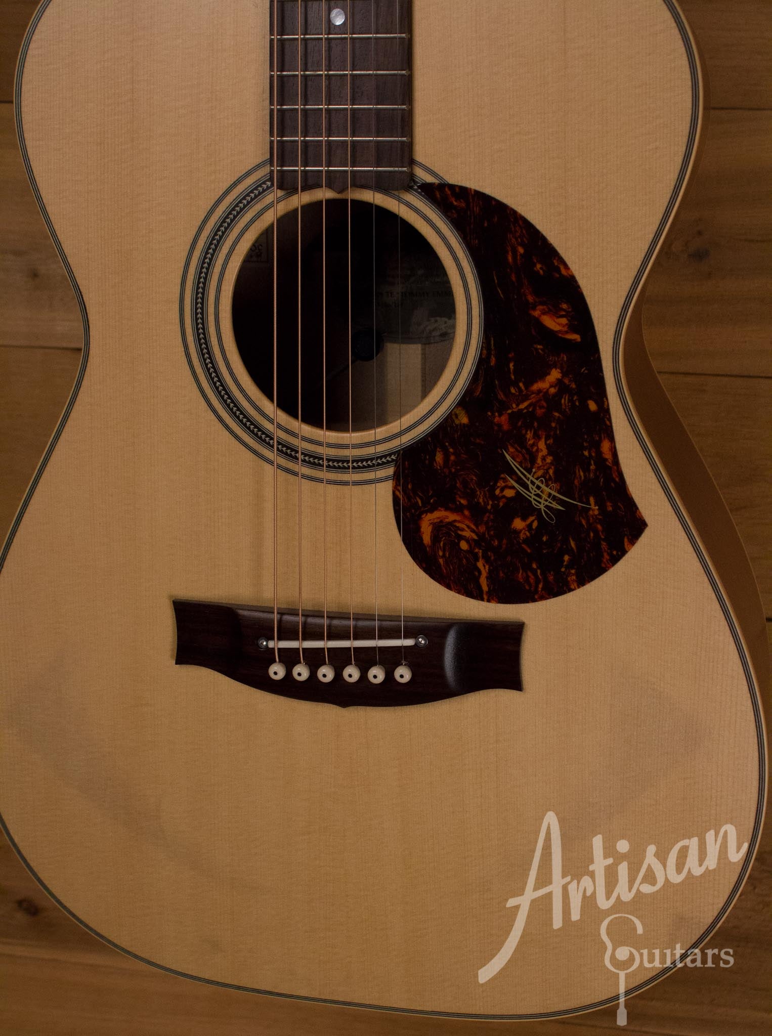 Pre-Owned 2014 Maton EBG808TE Tommy Emmanuel Signature Sitka and Queensland Maple ID-10197 - Artisan Guitars