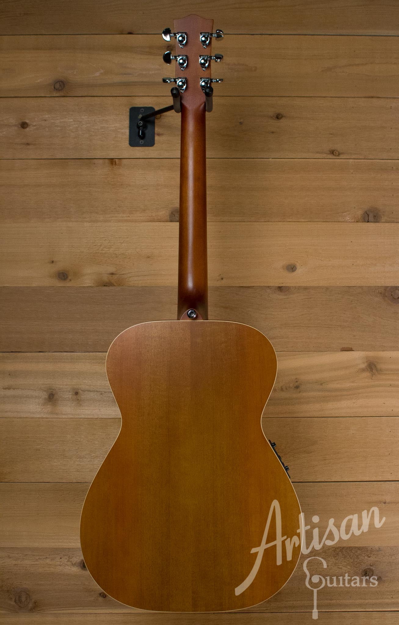 Pre-Owned 2014 Maton EBG808TE Tommy Emmanuel Signature Sitka and Queensland Maple ID-10197 - Artisan Guitars
