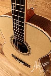 Maton Custom Shop Classic Guitar with European Spruce and Indian Rosewood ID-12159 - Artisan Guitars