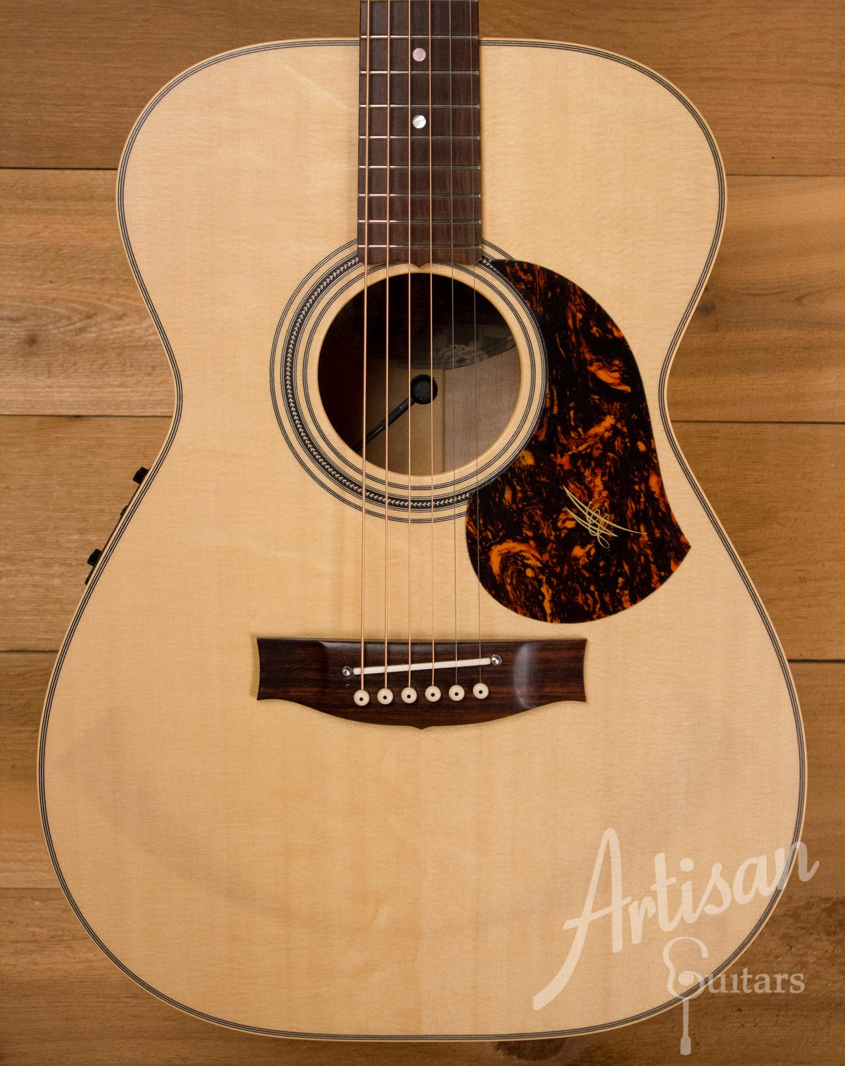 Pre-Owned 2014 Maton EBG808TE Tommy Emmanuel Signature Sitka and Queensland Maple ID-10198 - Artisan Guitars