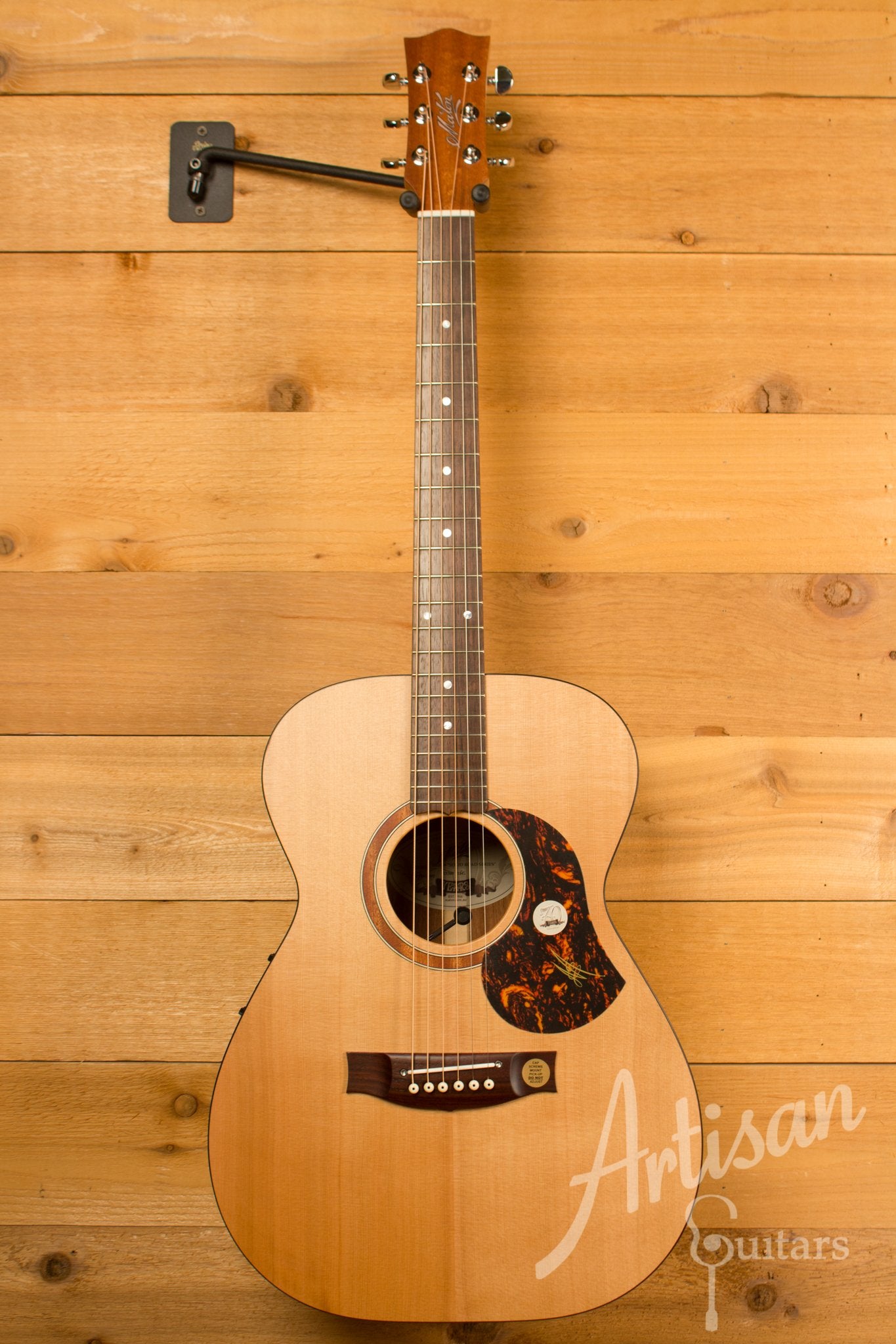Maton SRS808 Guitar Western Red Cedar and Solid Blackwood ID-11495 - Artisan Guitars