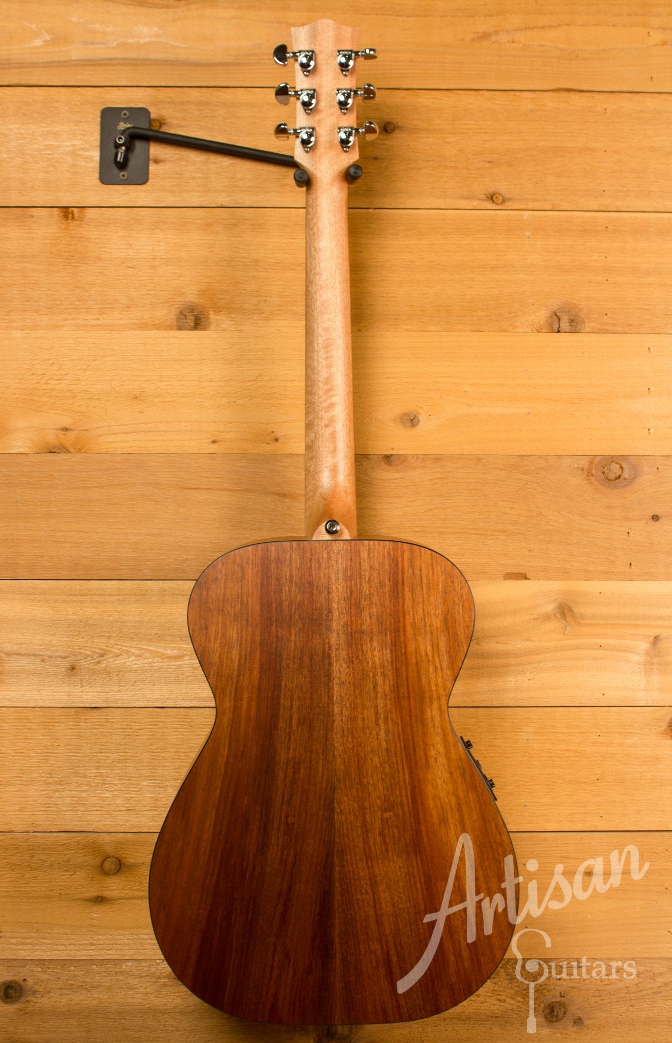 Maton SRS808 Guitar Western Red Cedar and Solid Blackwood ID-11495 - Artisan Guitars