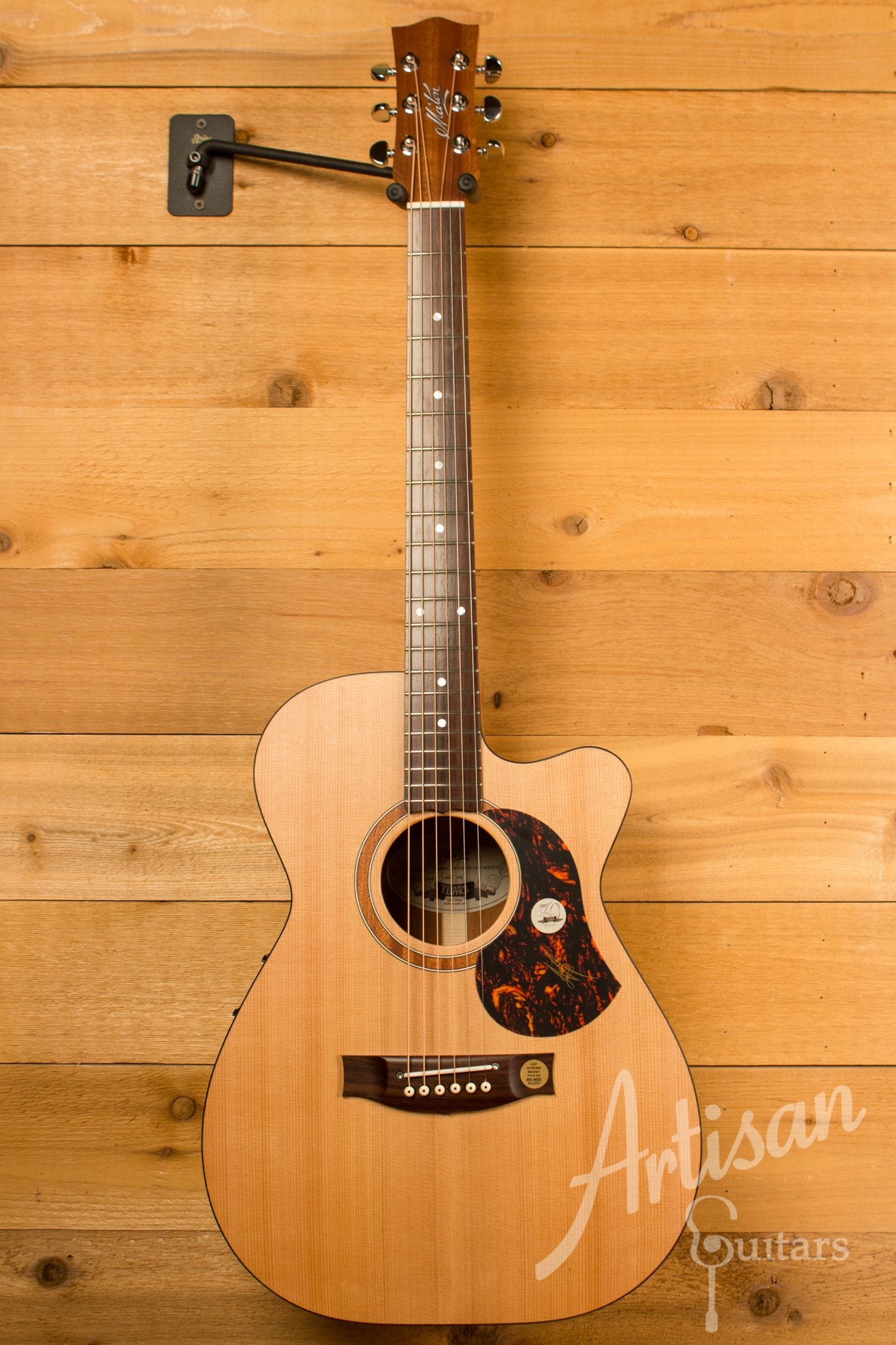 Maton SRS808C Guitar Western Red Cedar and Solid Blackwood Cutaway ID-11494 - Artisan Guitars
