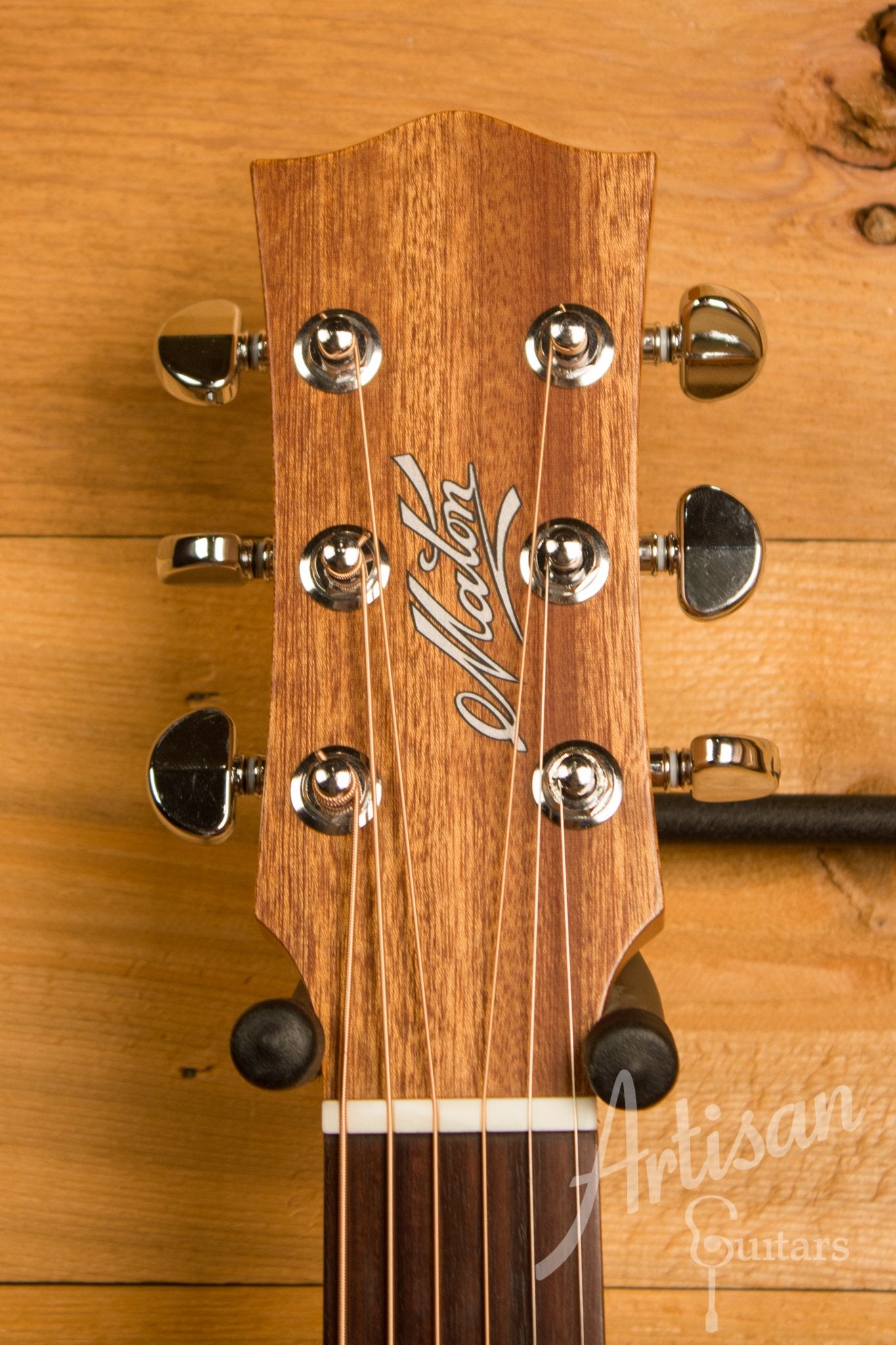 Maton SRS808C Guitar Western Red Cedar and Solid Blackwood Cutaway ID-11494 - Artisan Guitars