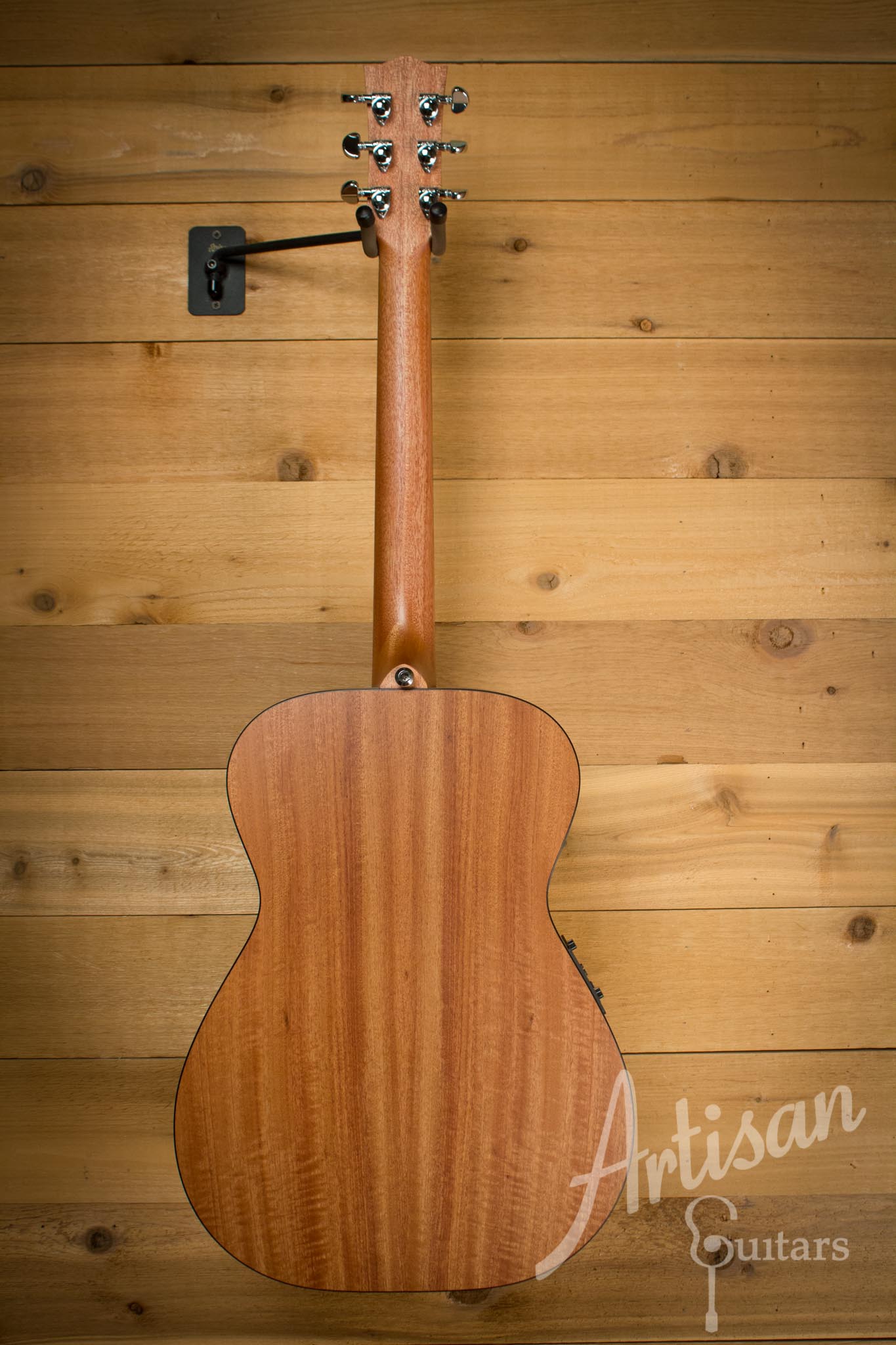 Maton M808 Guitar Sapele Top, Back, and Sides with AP5 Pro pickup  ID-10128 - Artisan Guitars